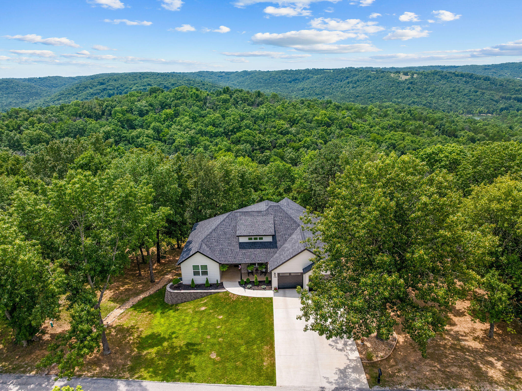 1486 Mule Barn Drive Property Photo 4