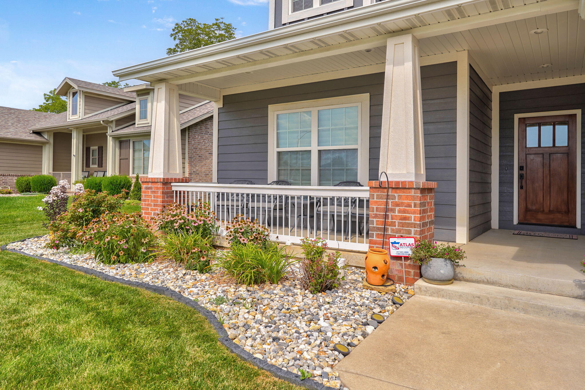 676 Greer Avenue Property Photo 4