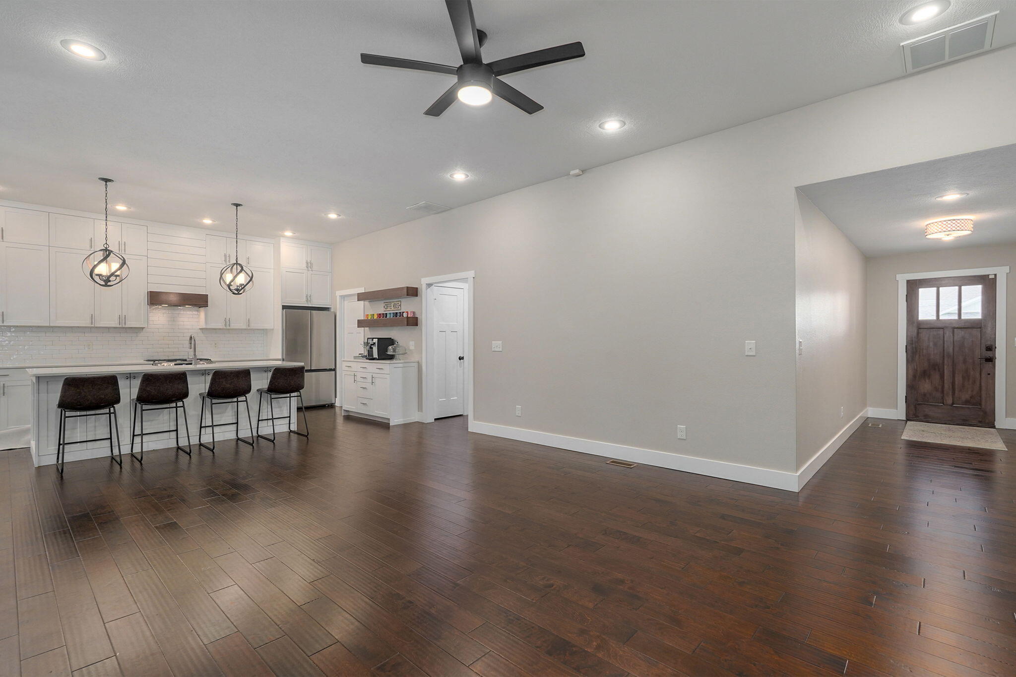 676 Greer Avenue Property Photo 9