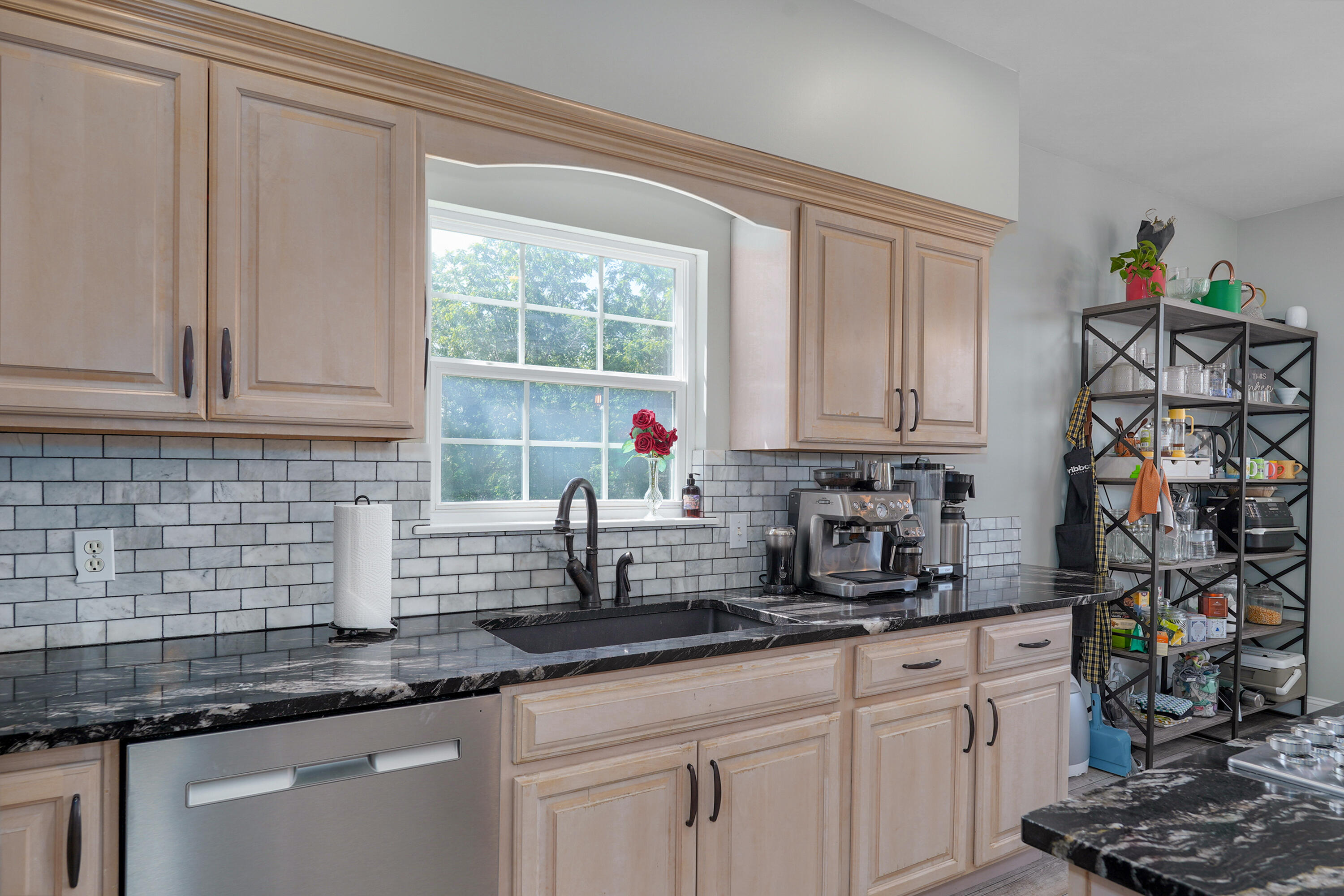 7675 West Farm Road 194 Property Photo 13