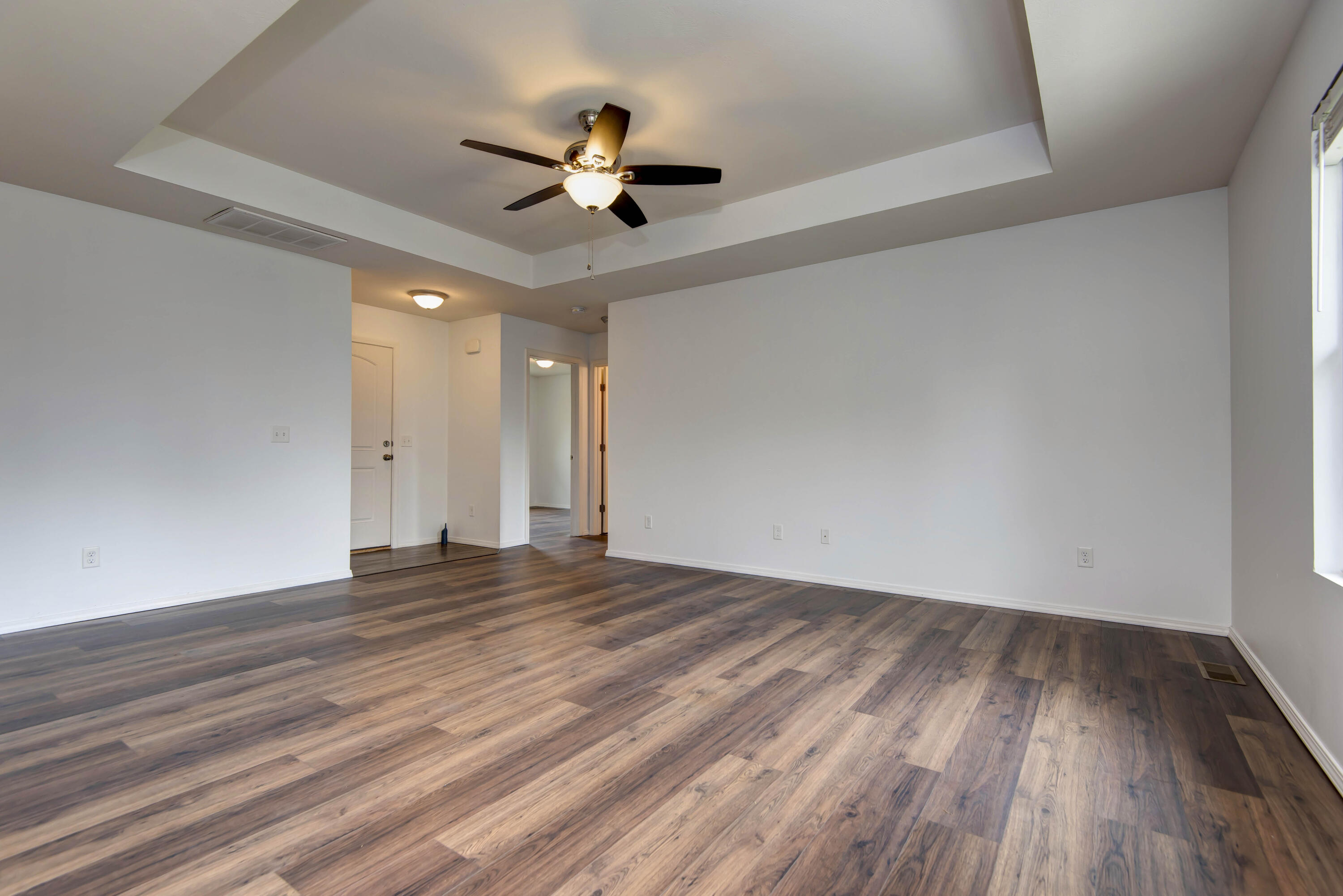 276 West Picardy Street Property Photo 6