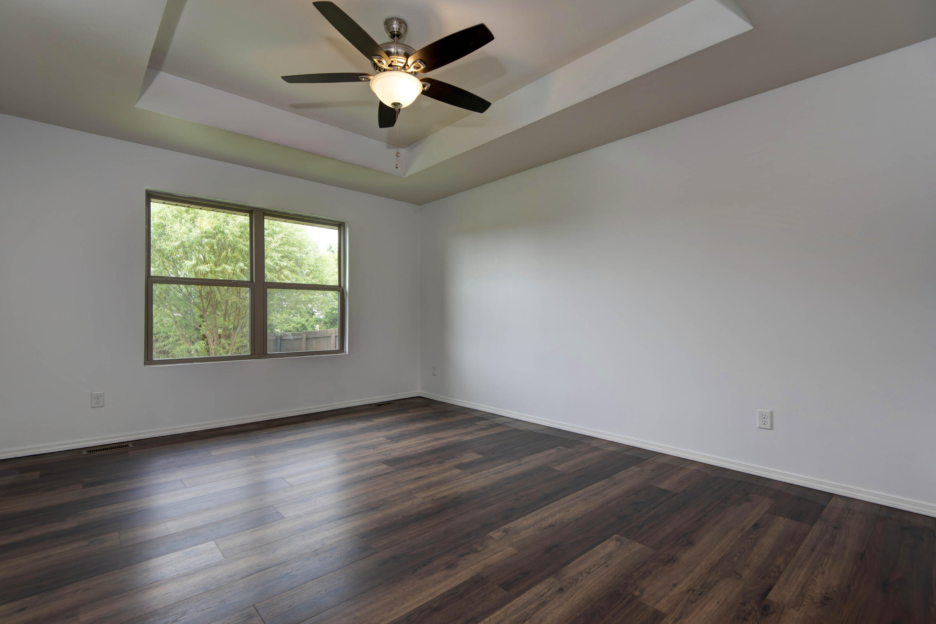 276 West Picardy Street Property Photo 11