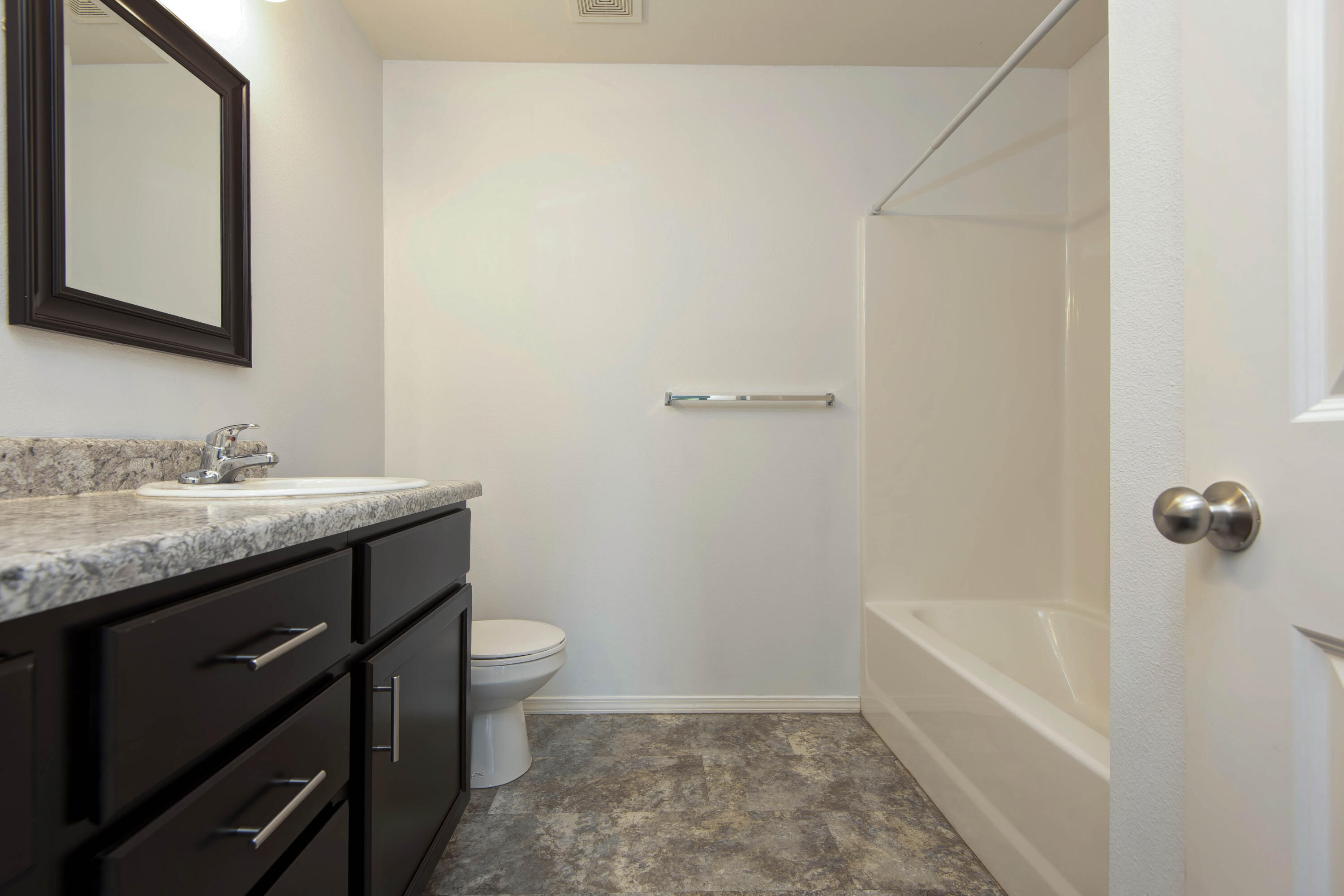 276 West Picardy Street Property Photo 14