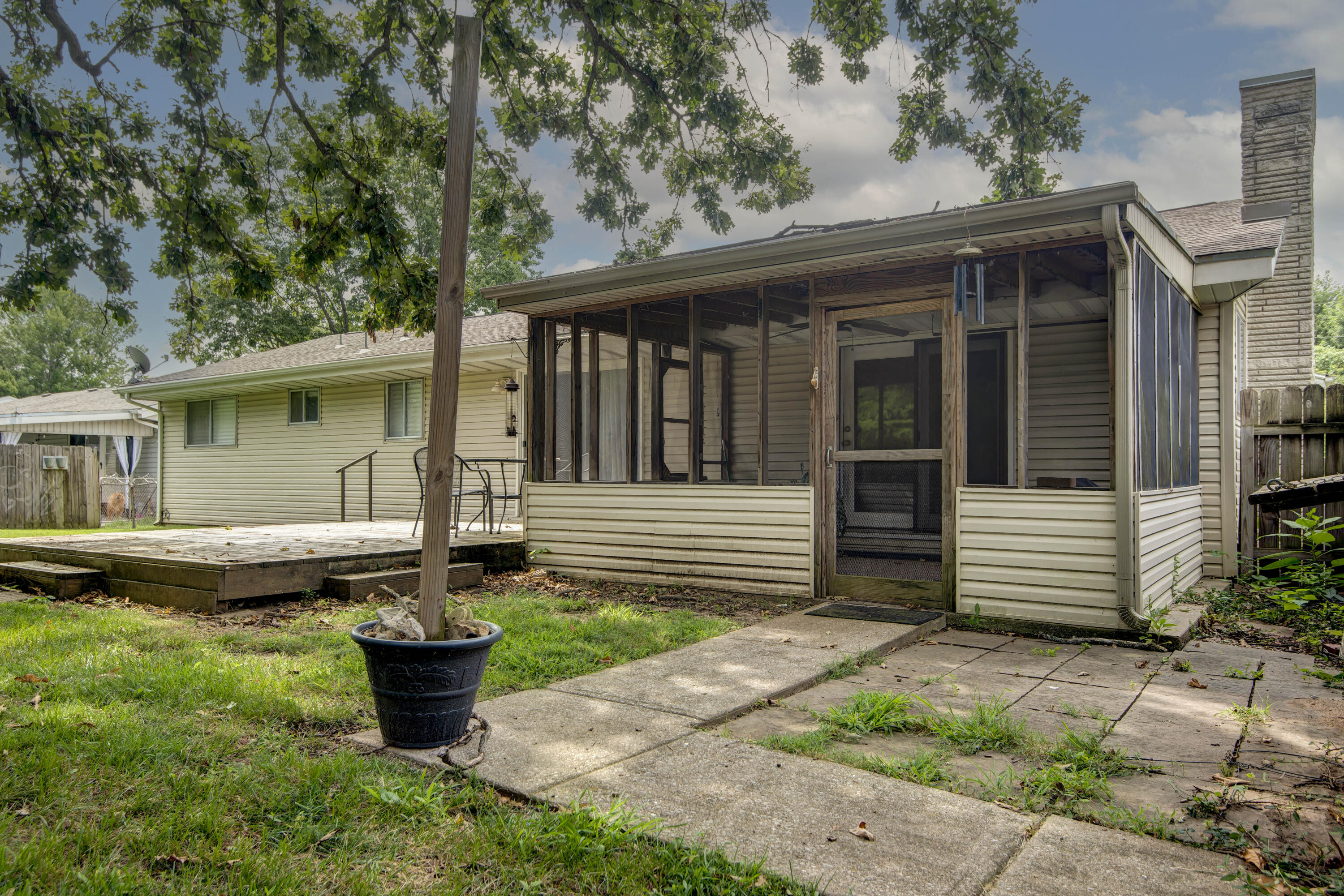 2619 East Stanford Street Property Photo 28