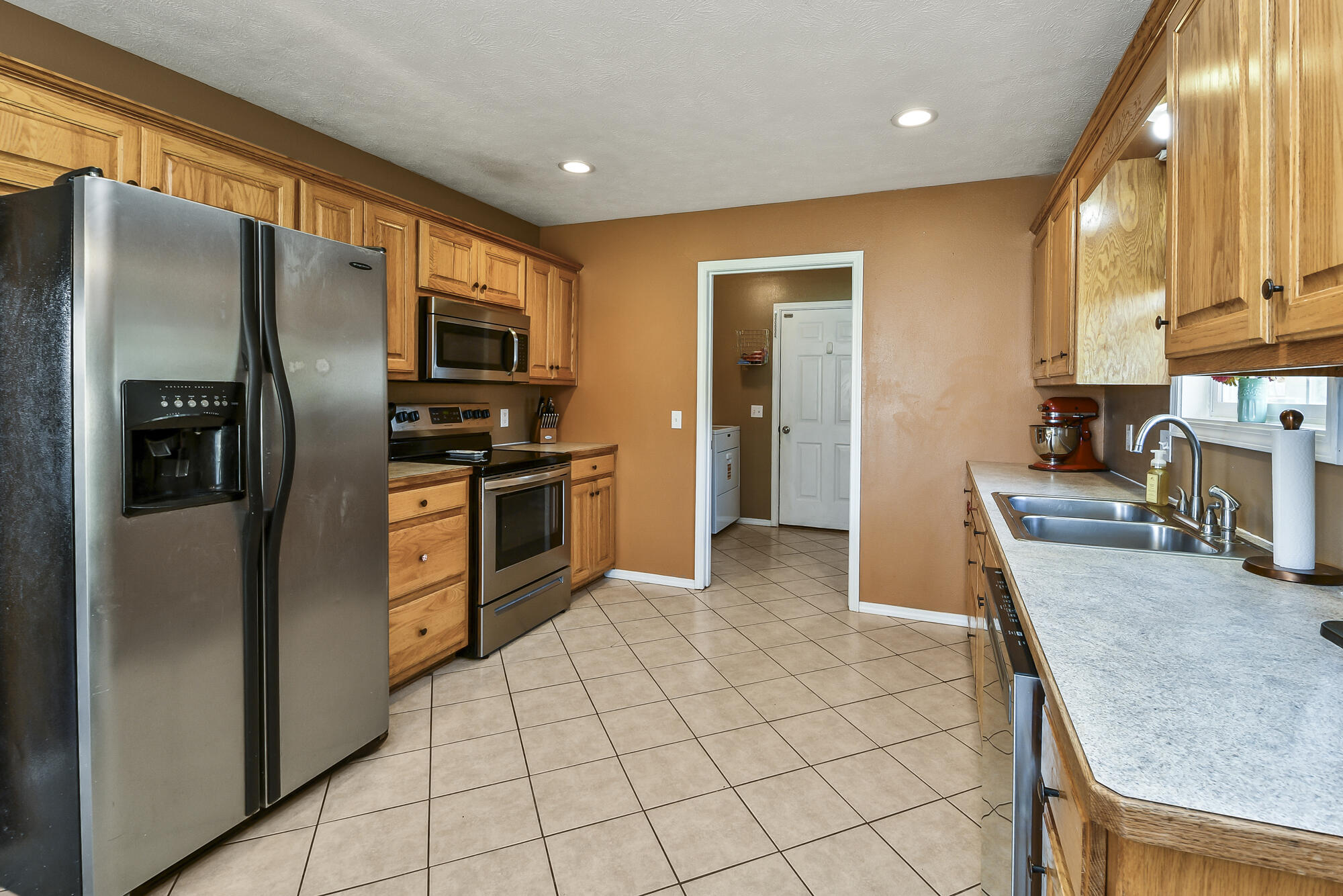 949 Megan Lane Property Photo 15