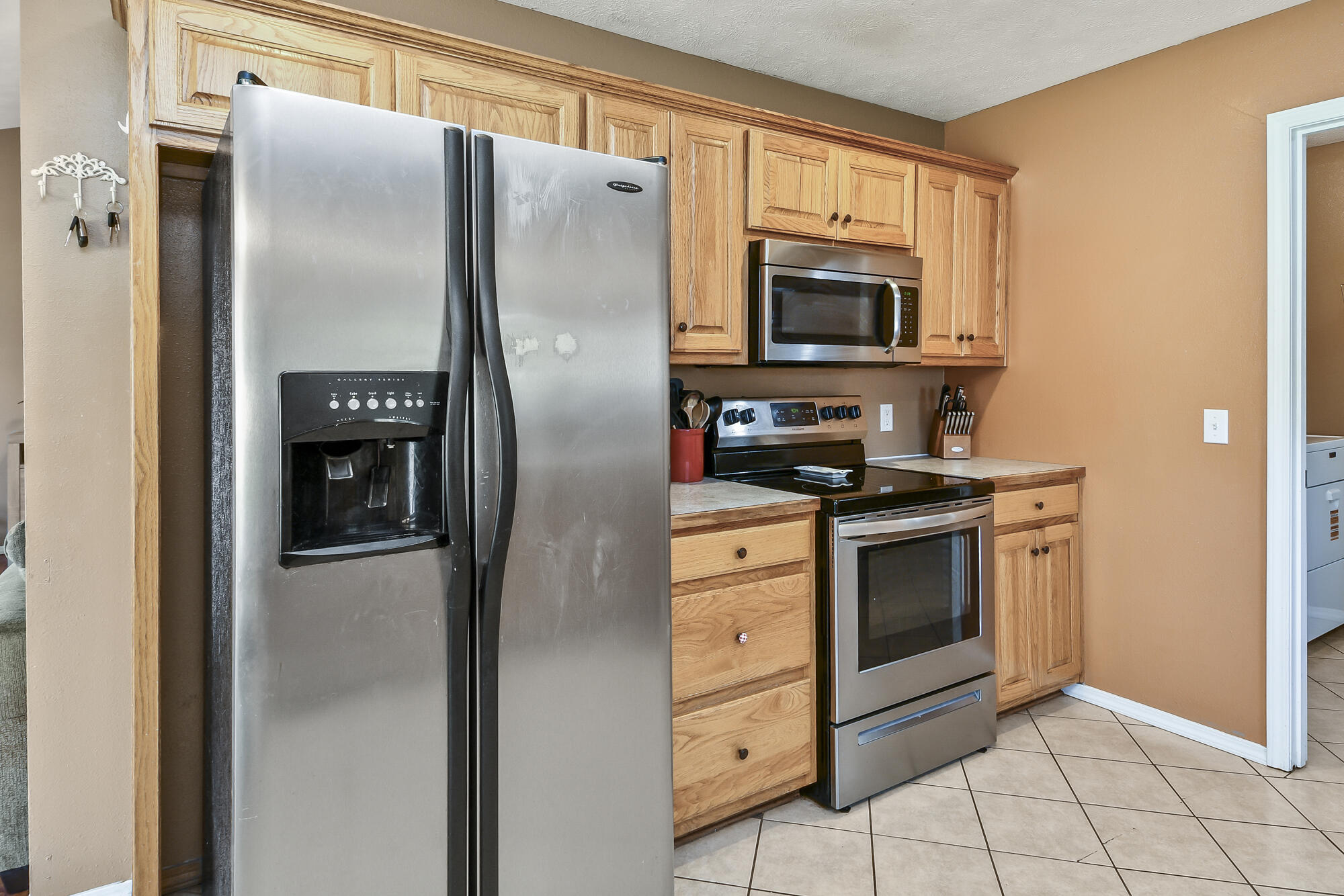 949 Megan Lane Property Photo 17
