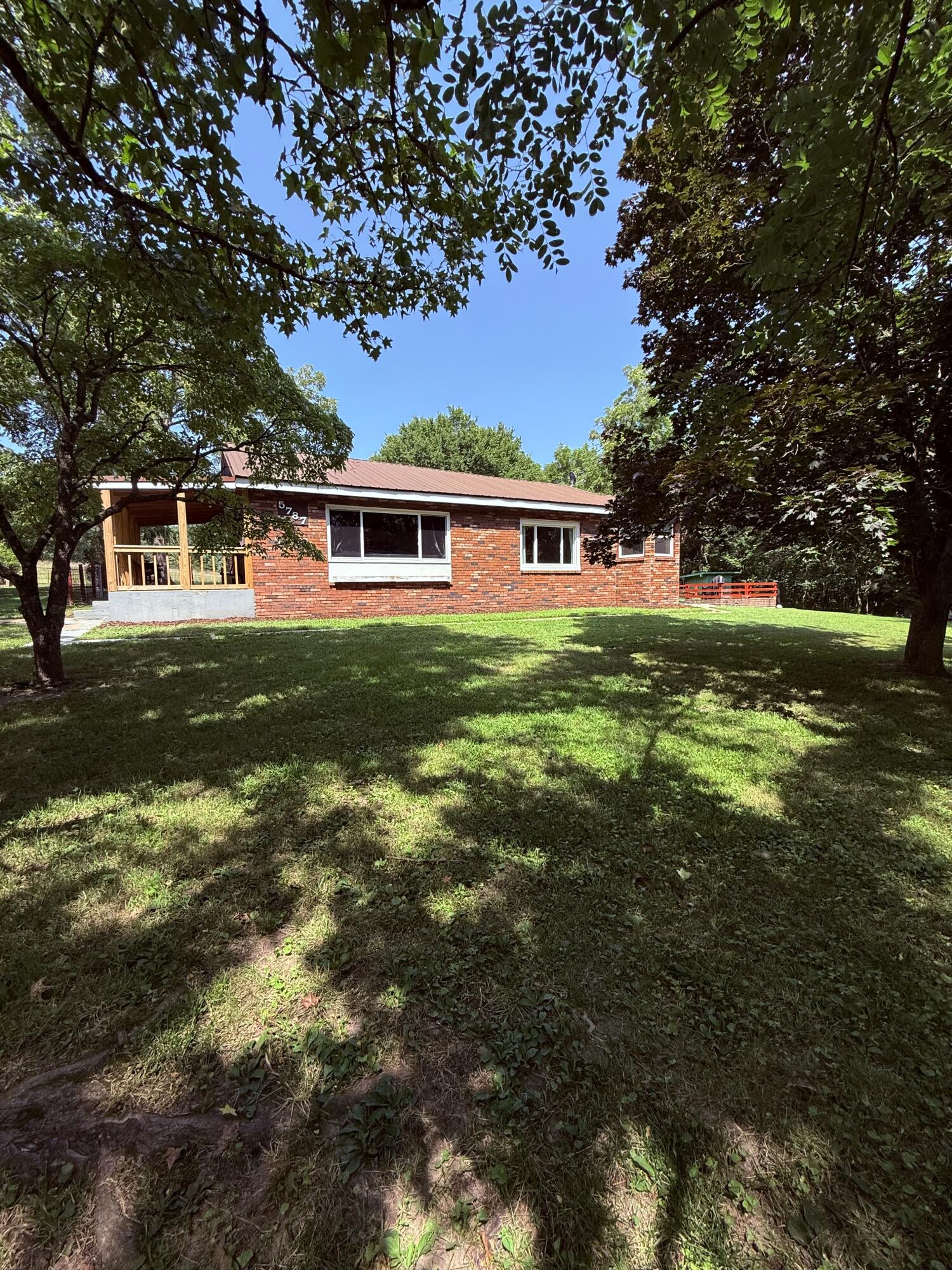 5787 Highway 63 Property Photo 4