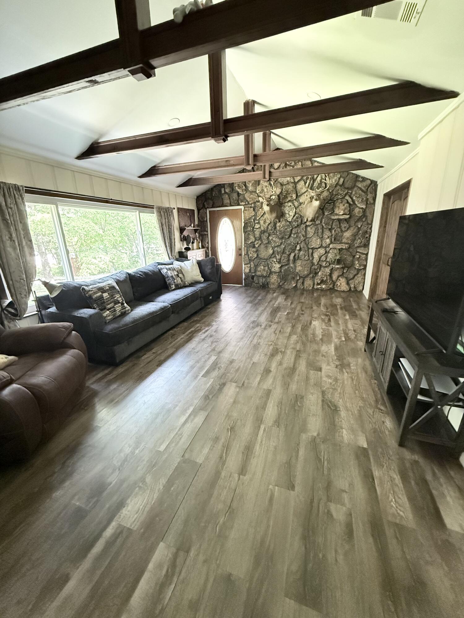 5787 Highway 63 Property Photo 10