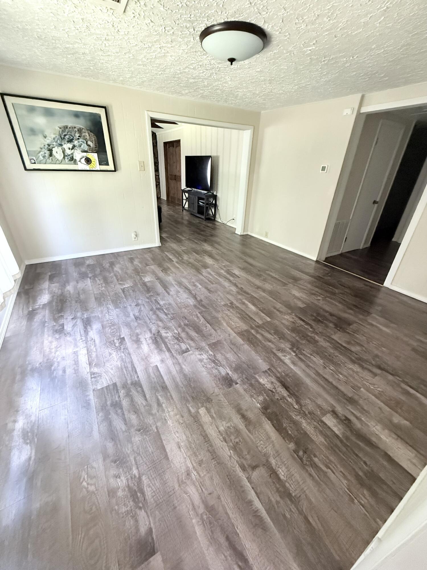 5787 Highway 63 Property Photo 11