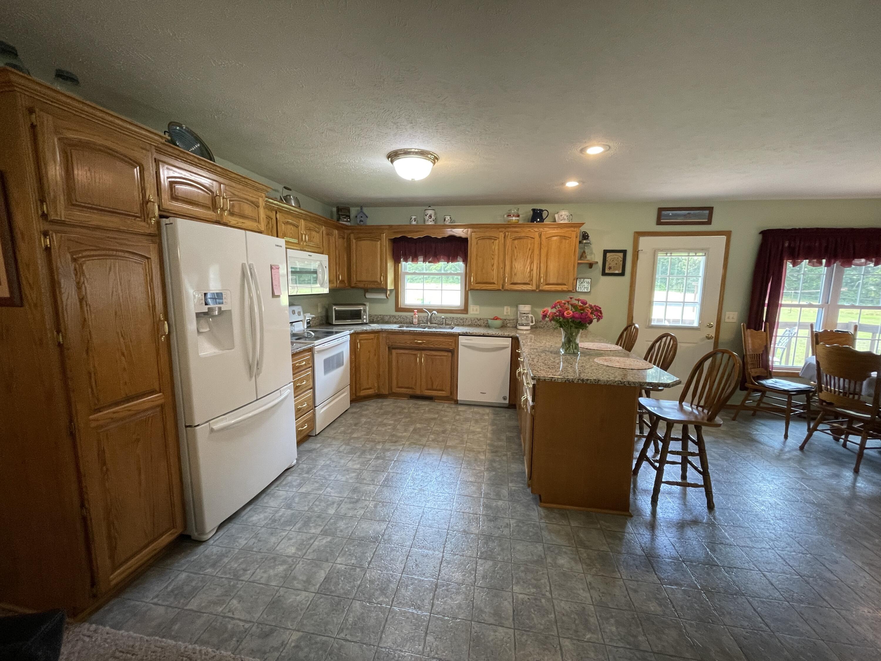 5910 South St Highway 5 Property Photo 23