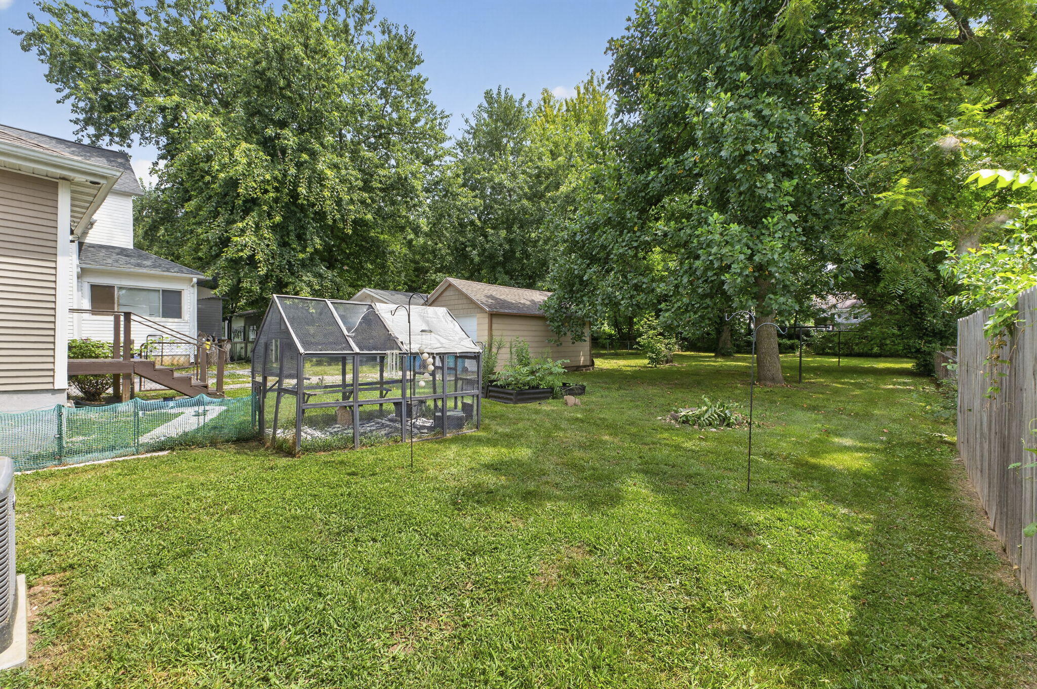 1040 West State Street Property Photo 27