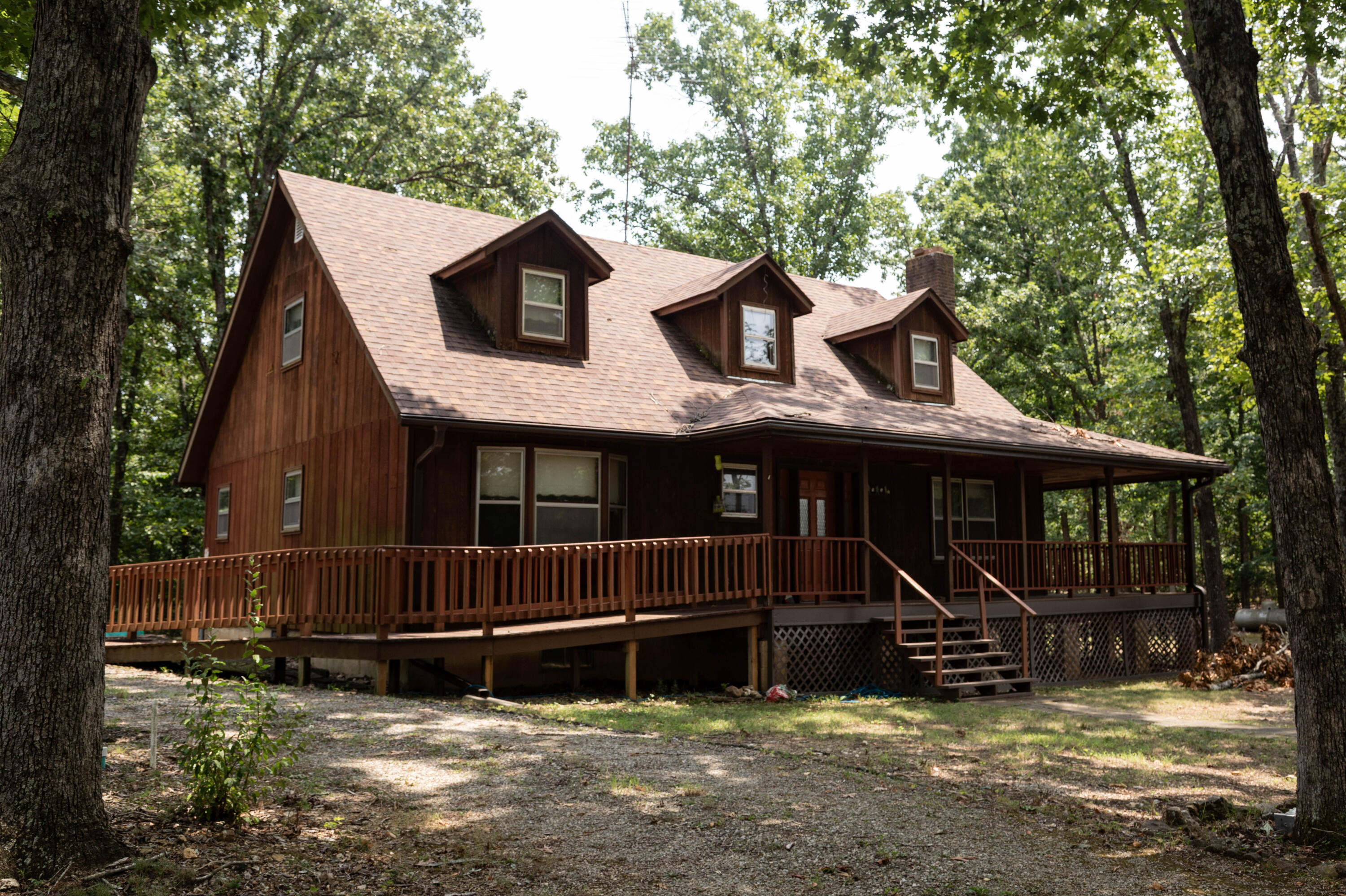 7704 County Road 2770 Property Photo 1
