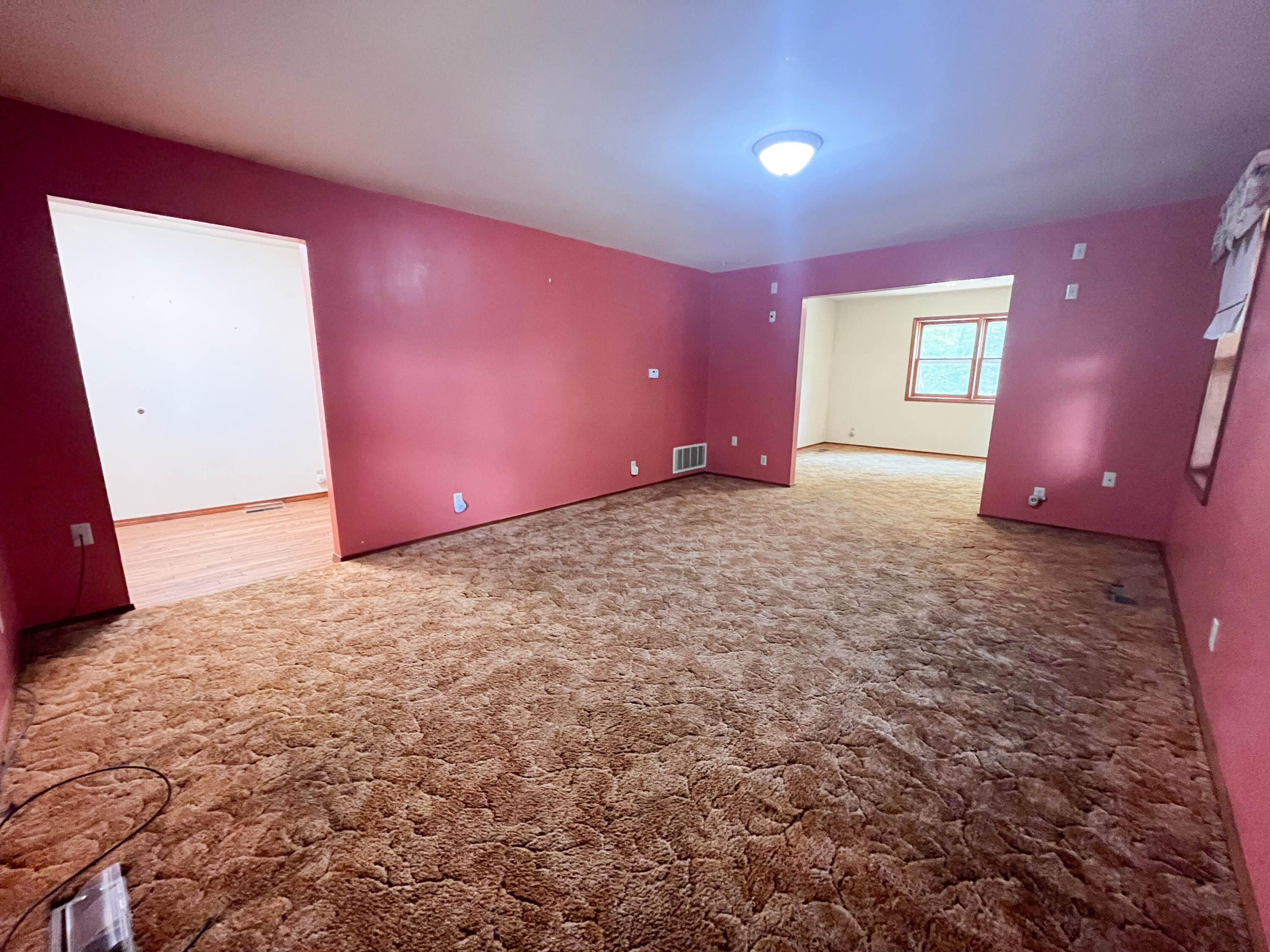 7704 County Road 2770 Property Photo 7