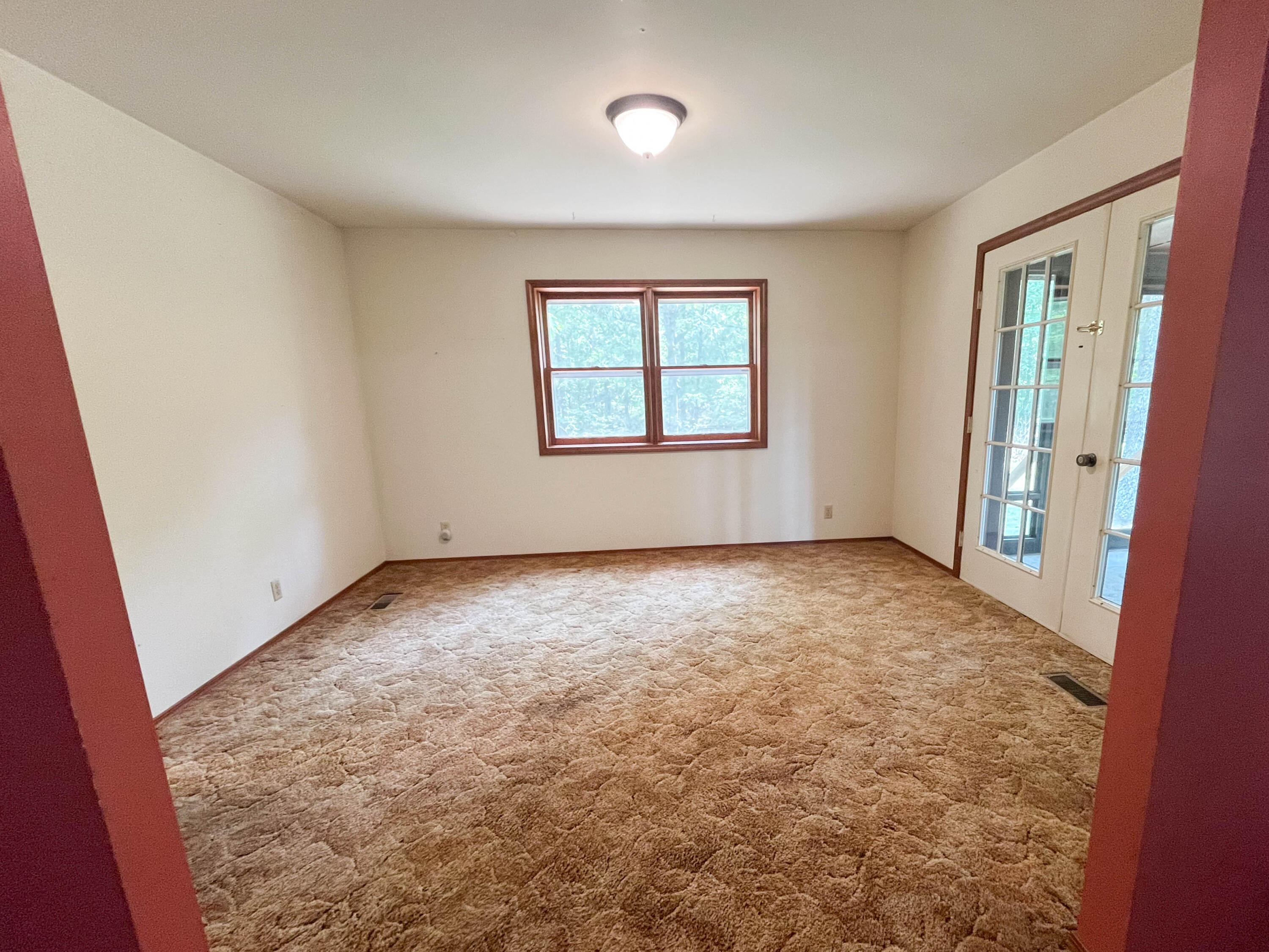 7704 County Road 2770 Property Photo 8