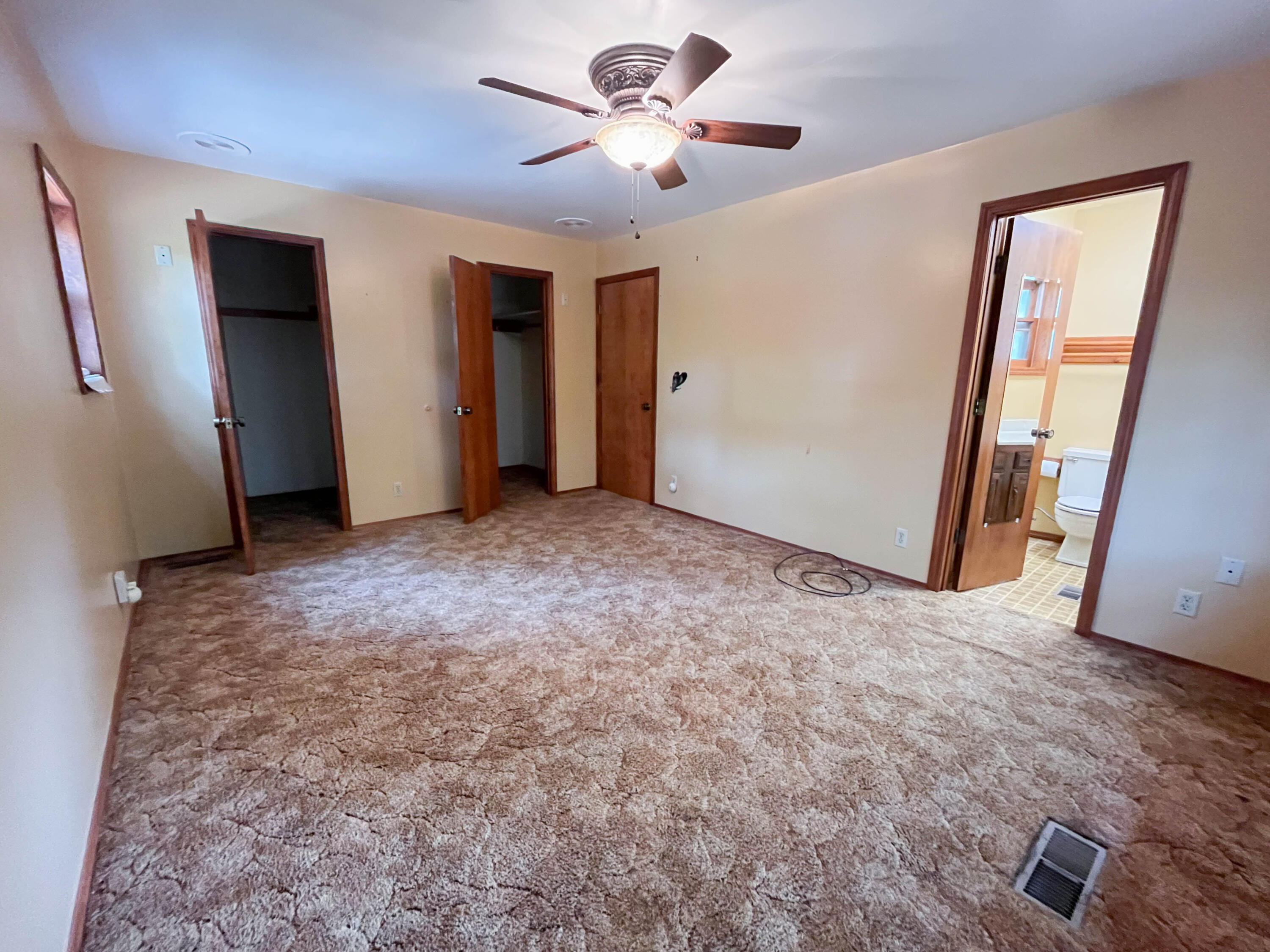 7704 County Road 2770 Property Photo 22