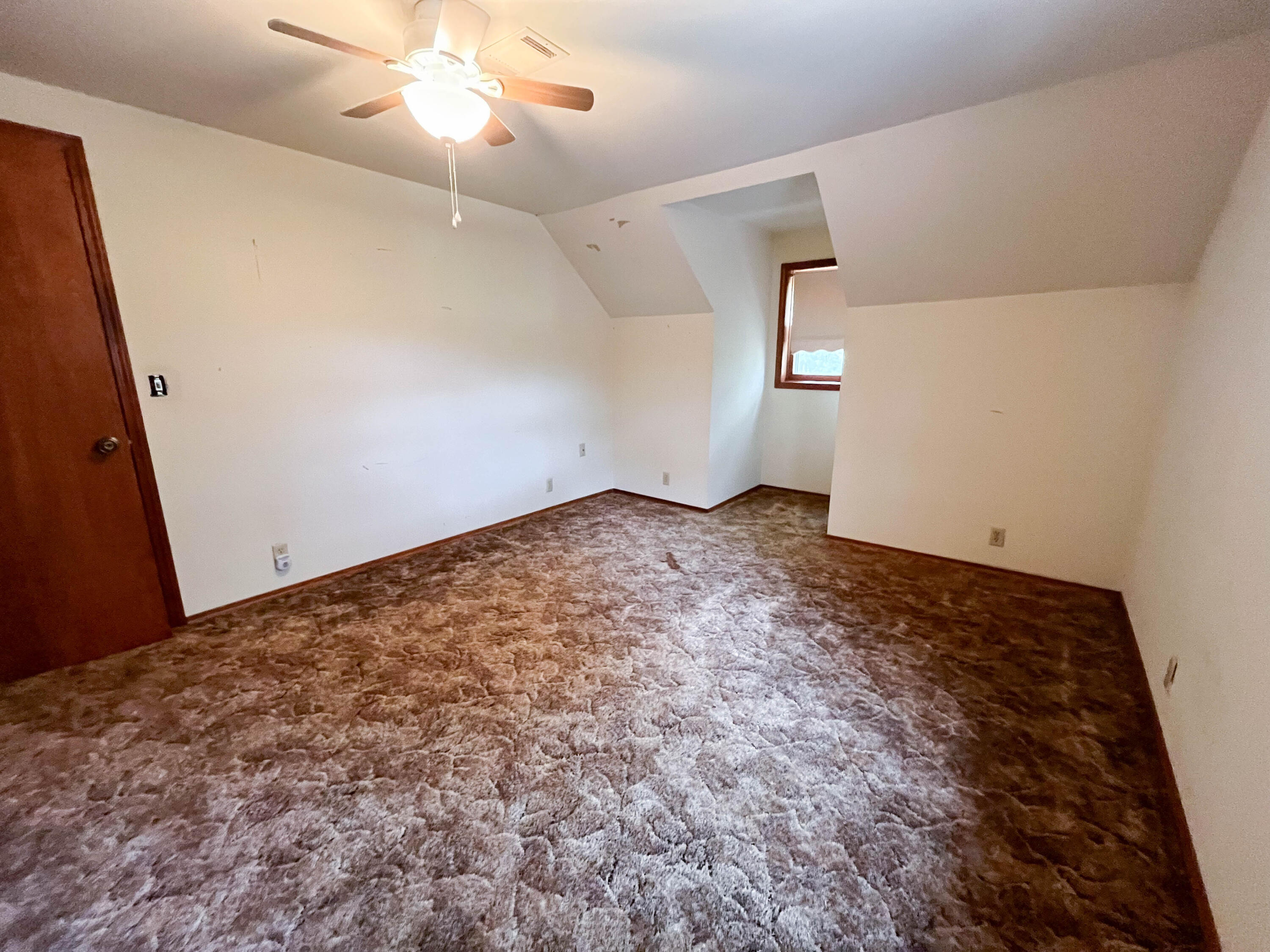 7704 County Road 2770 Property Photo 37