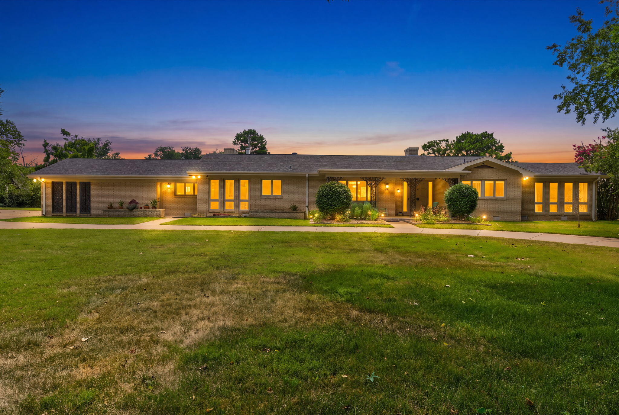 520 Parnell Drive Property Photo 1