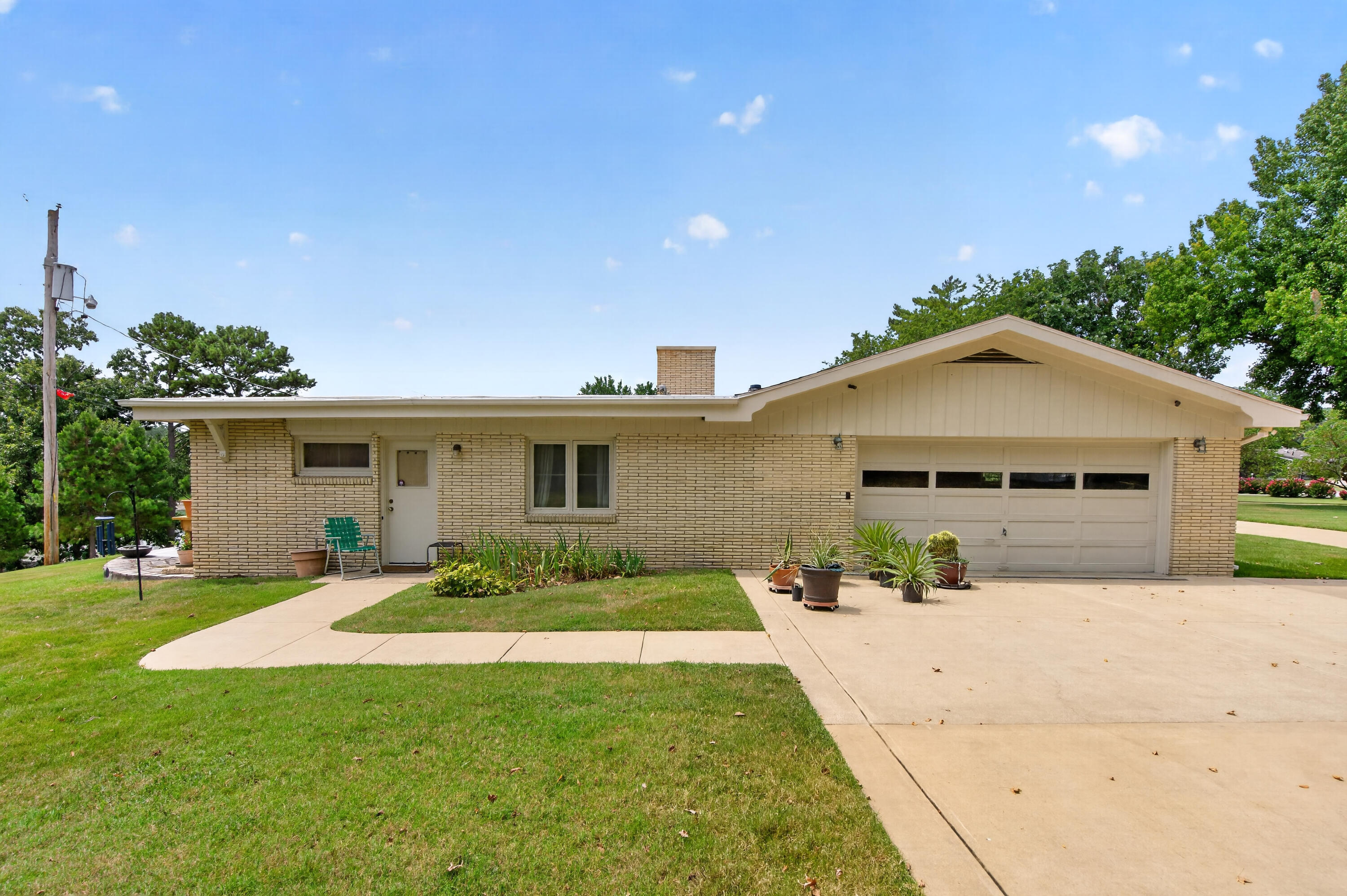 520 Parnell Drive Property Photo 5