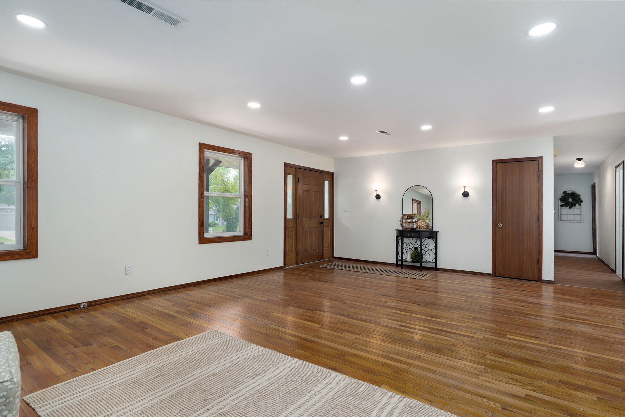 8383 West Sunset Drive Property Photo 9