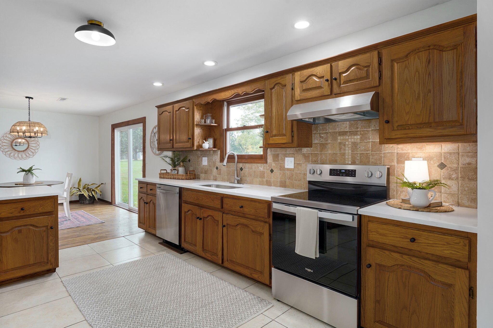 8383 West Sunset Drive Property Photo 15