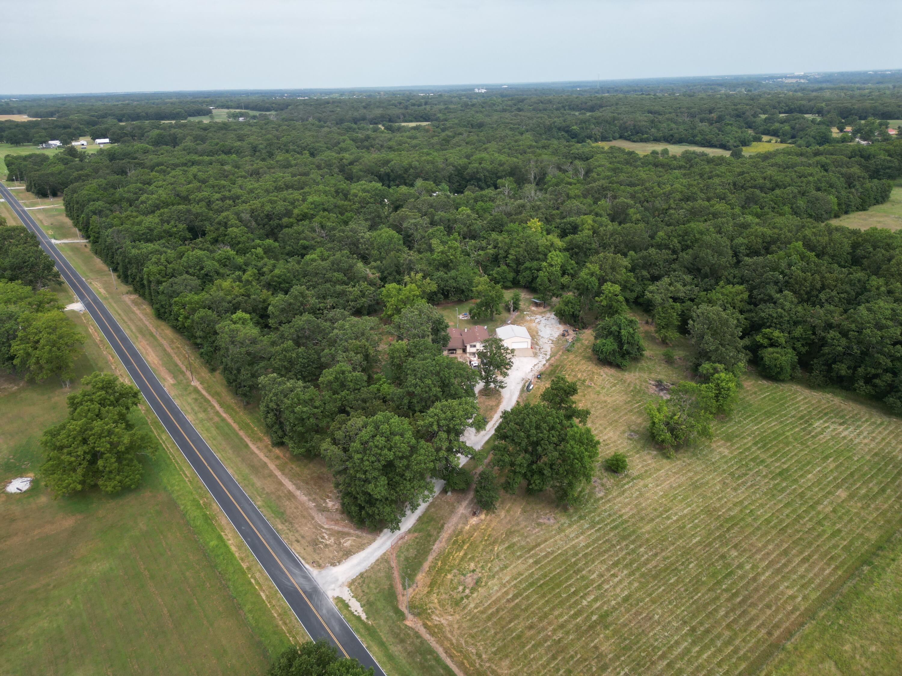 12233 Apple Road Property Photo 19