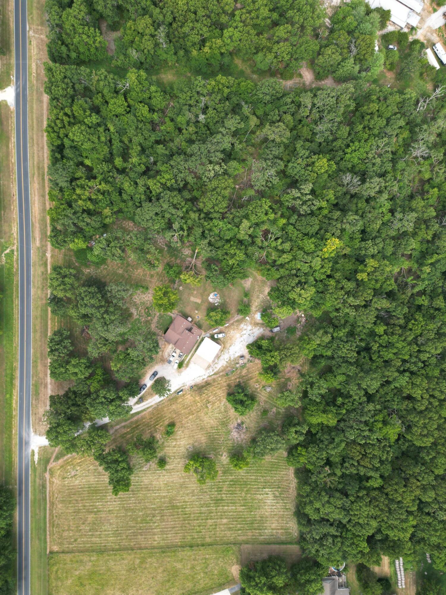 12233 Apple Road Property Photo 24