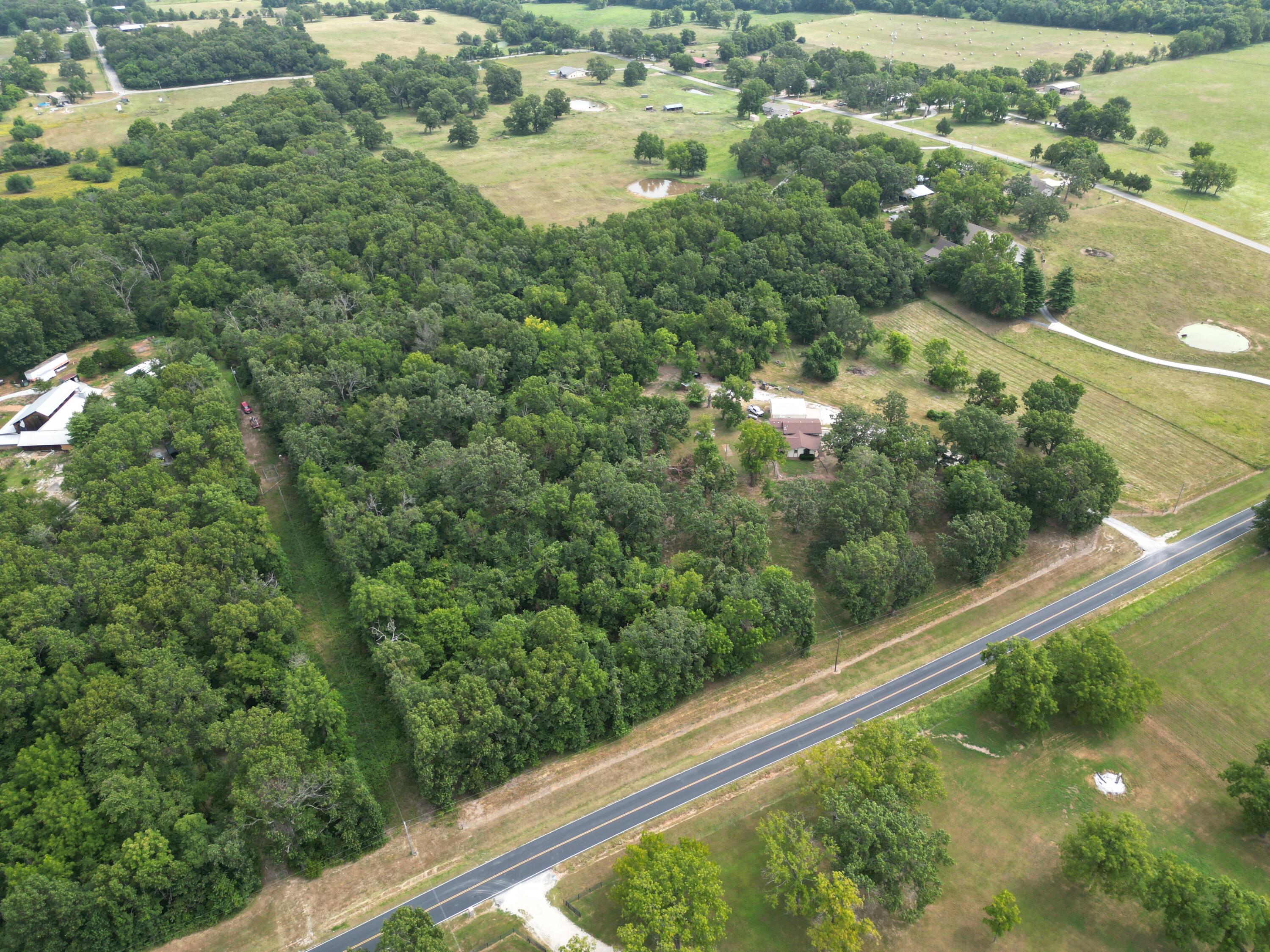 12233 Apple Road Property Photo 26