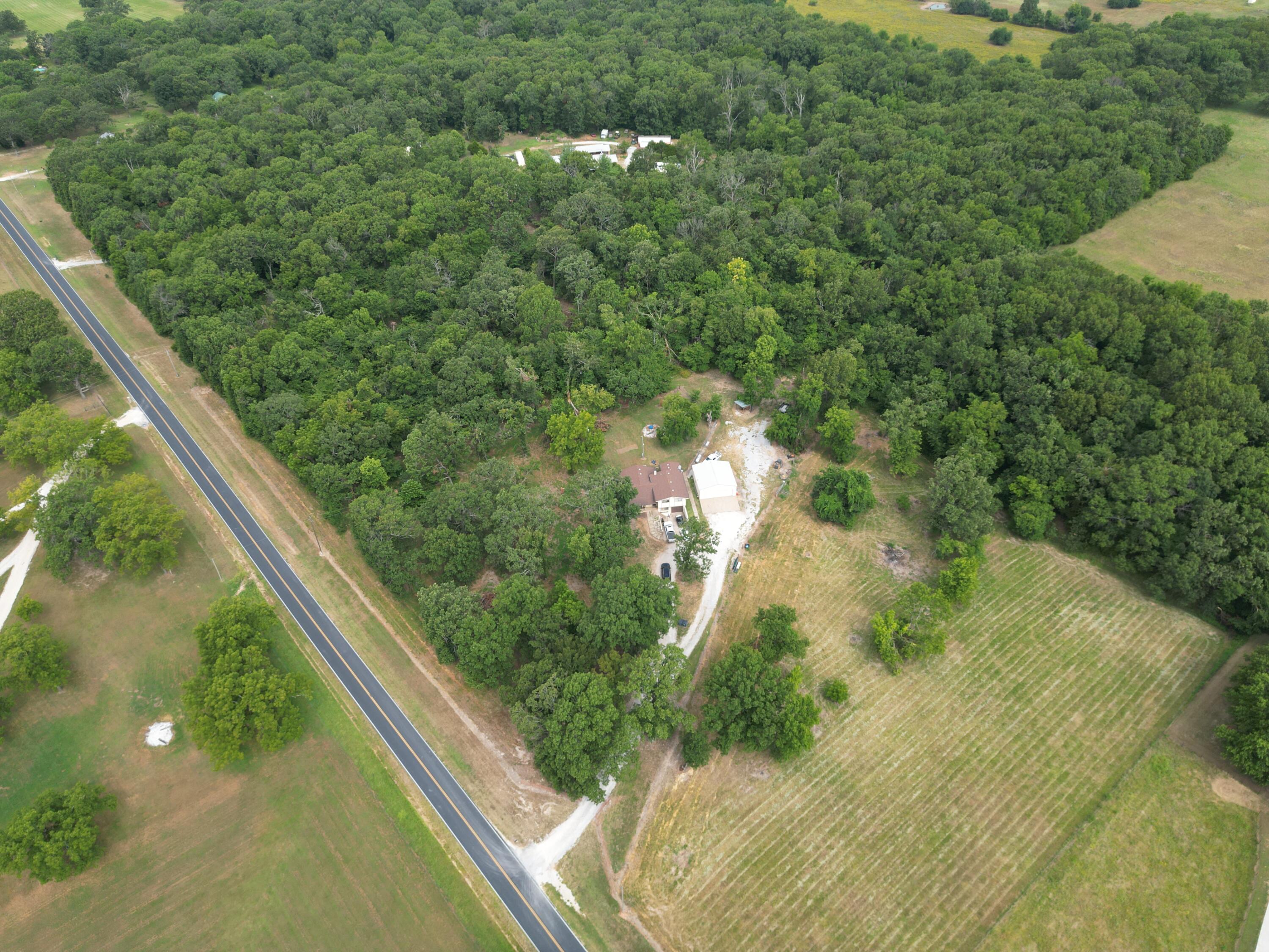 12233 Apple Road Property Photo 27