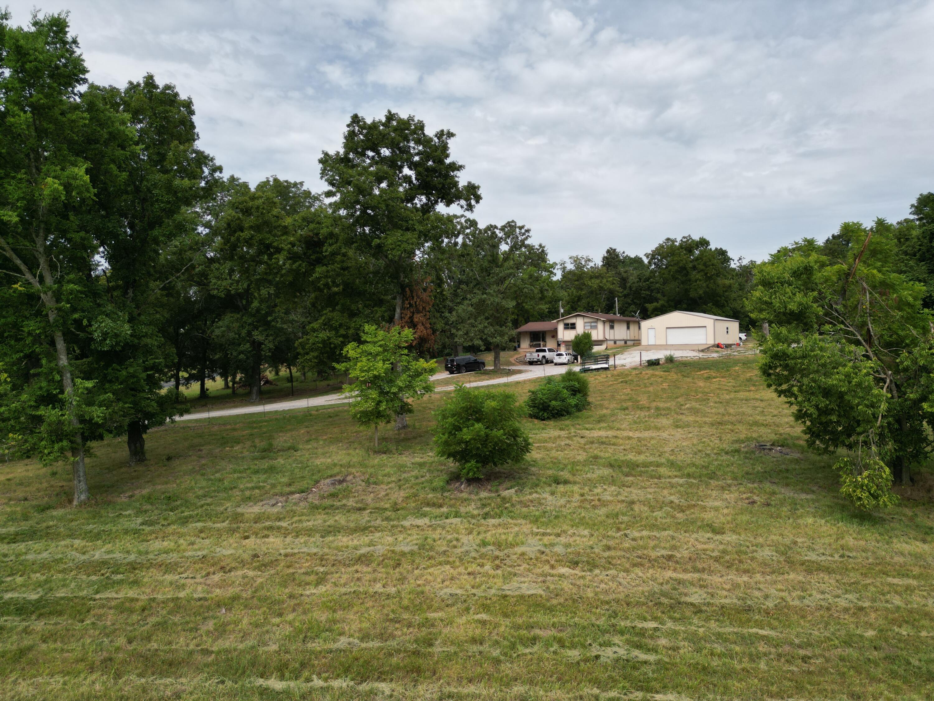 12233 Apple Road Property Photo 28
