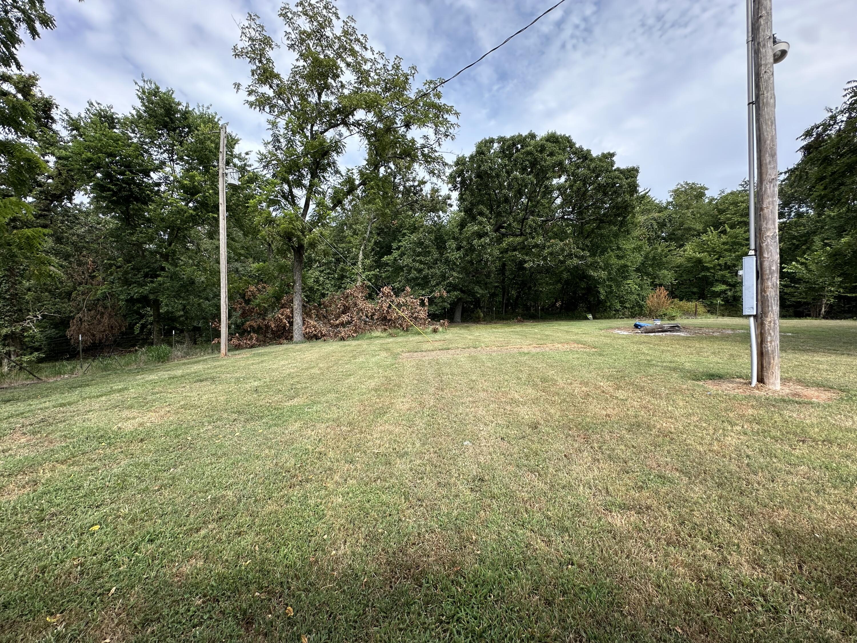 12233 Apple Road Property Photo 36