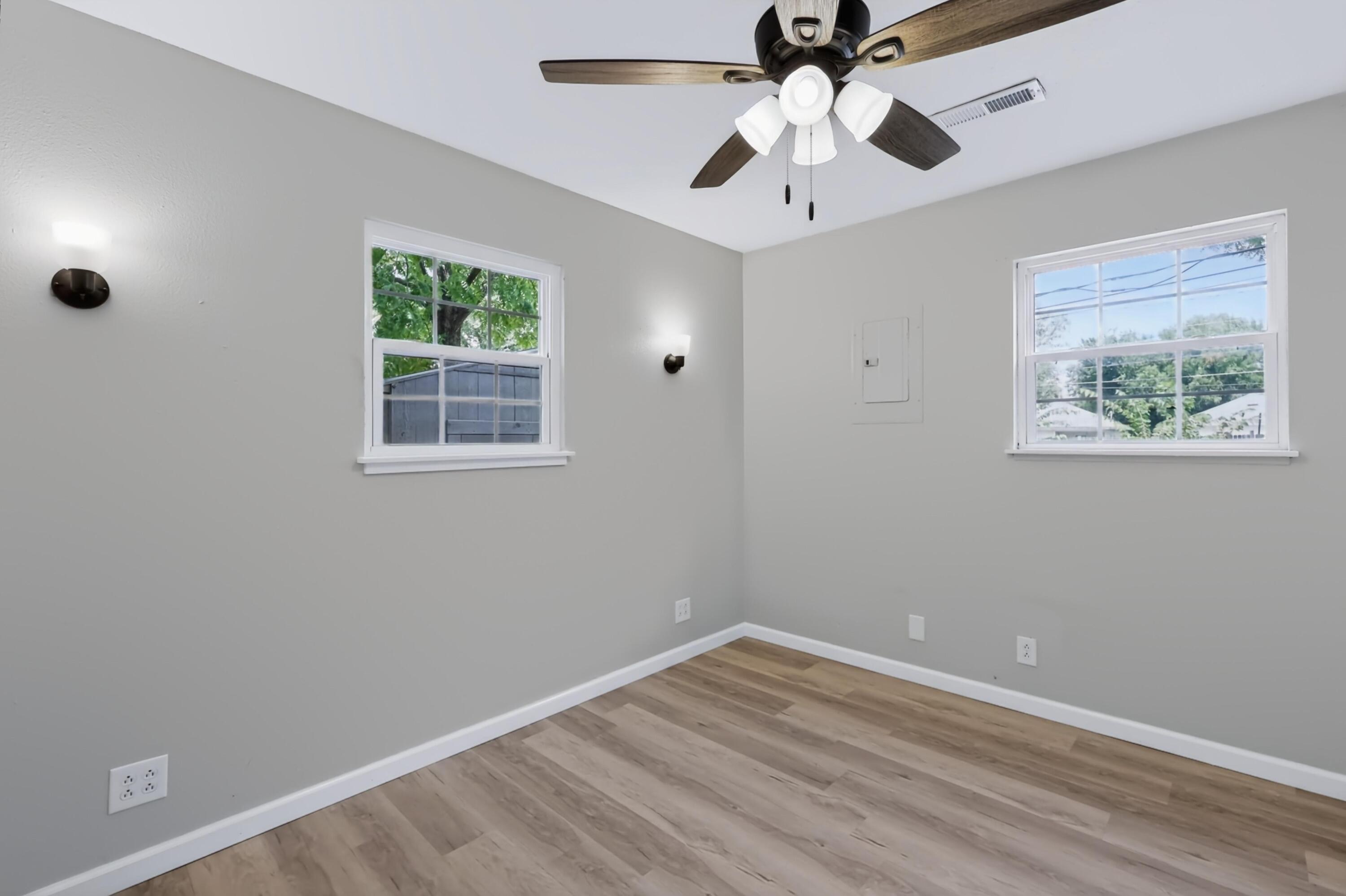 2010 South Porter Avenue Property Photo 34