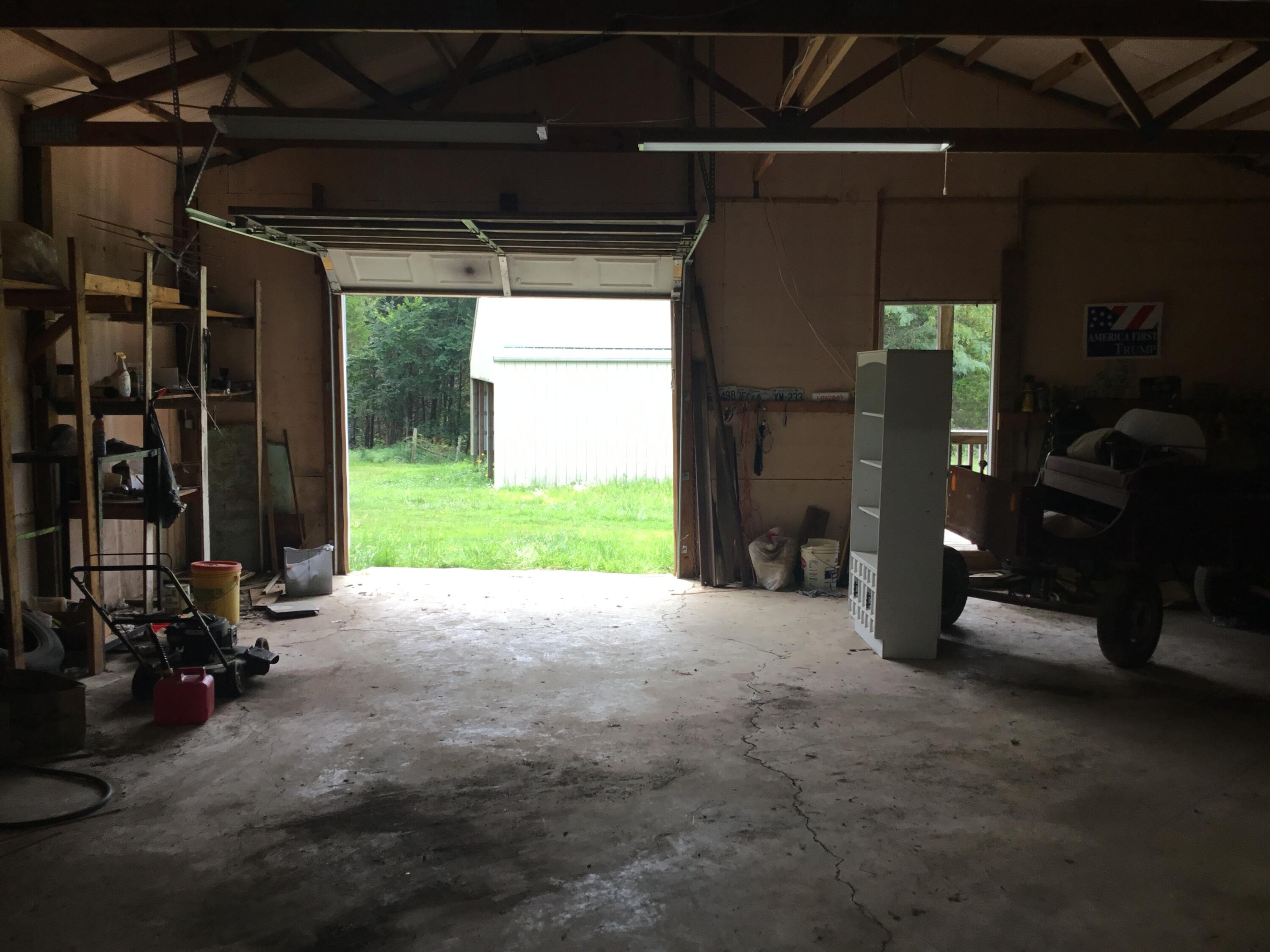3675 Persimmon Road Property Photo 12