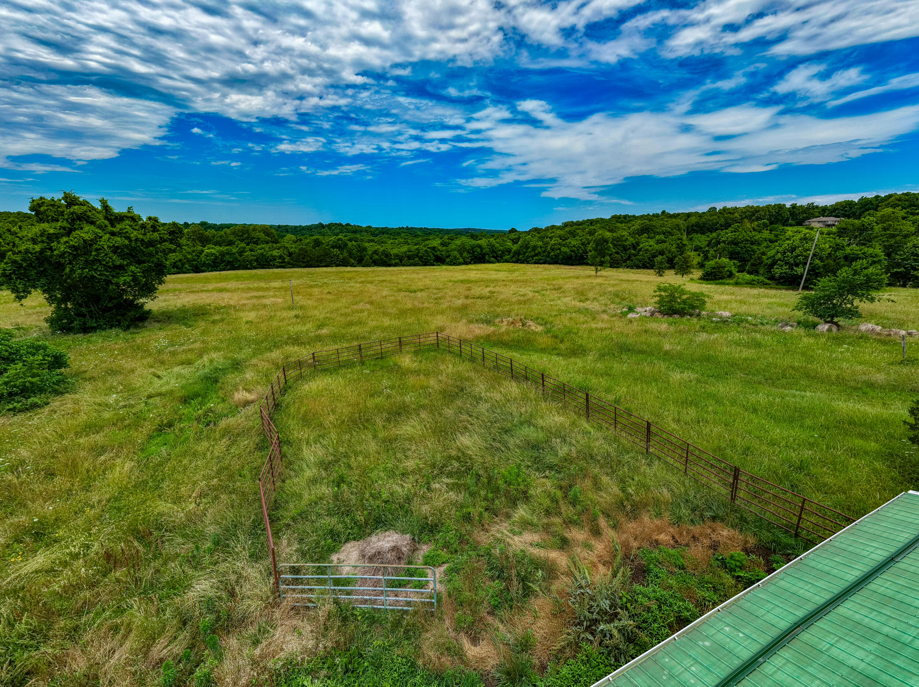 3675 Persimmon Road Property Photo 17
