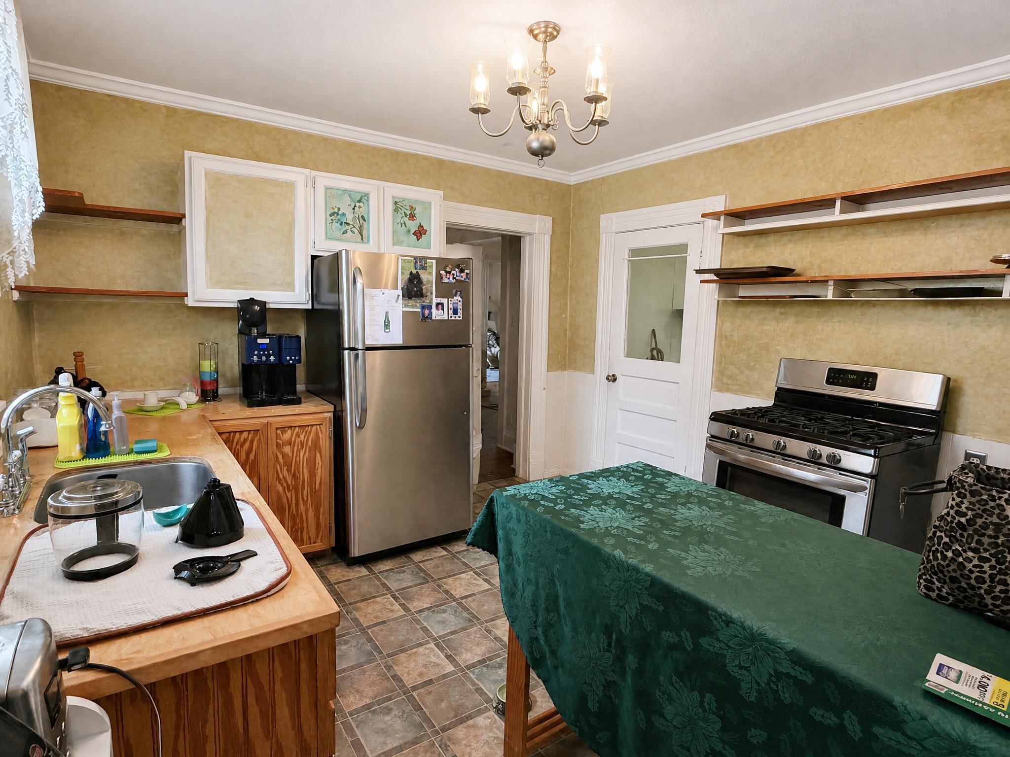 1123 South Maple Street Property Photo 10