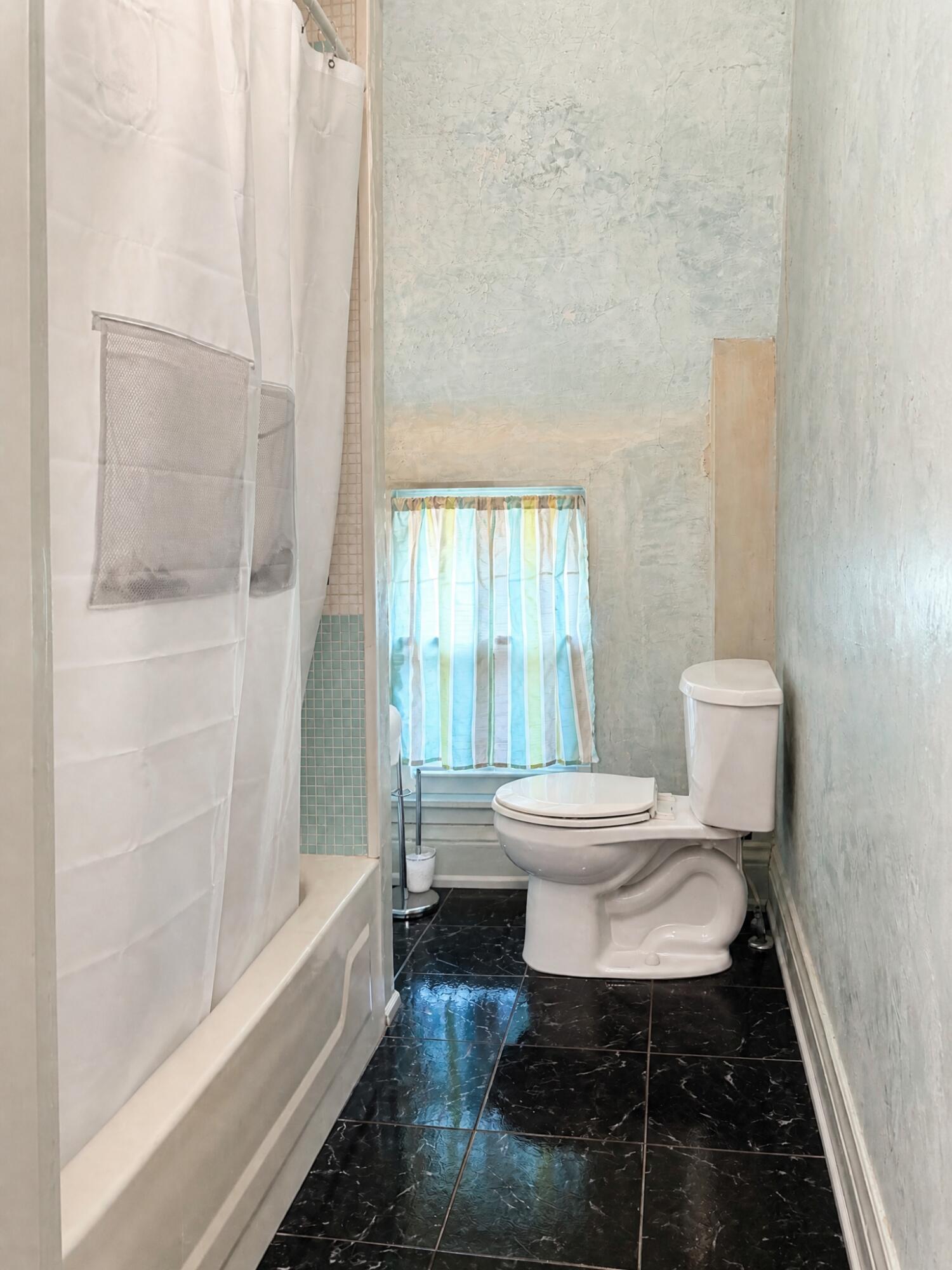 1123 South Maple Street Property Photo 12