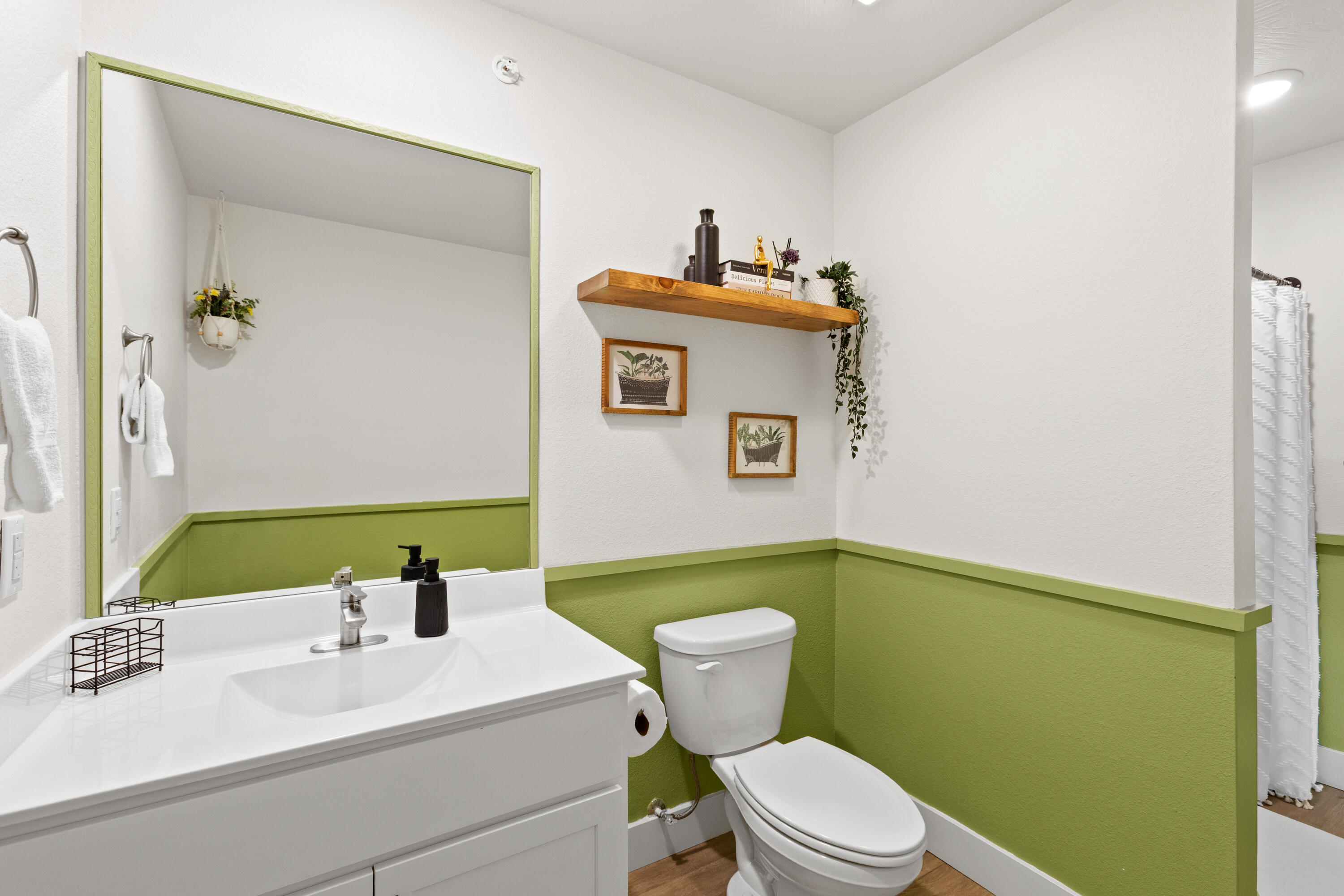 403 Veterans Boulevard 401 Property Photo 14