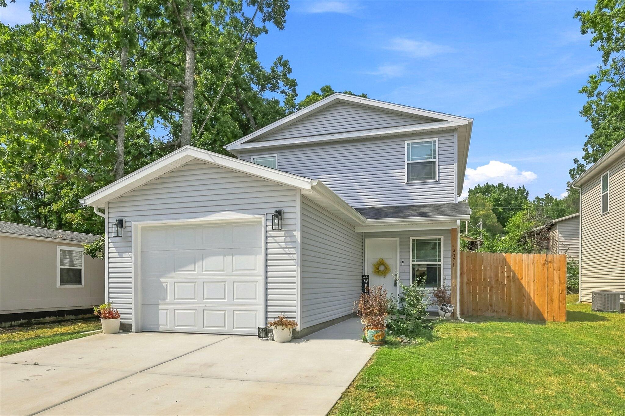 4071 White Oak Road Property Photo 1