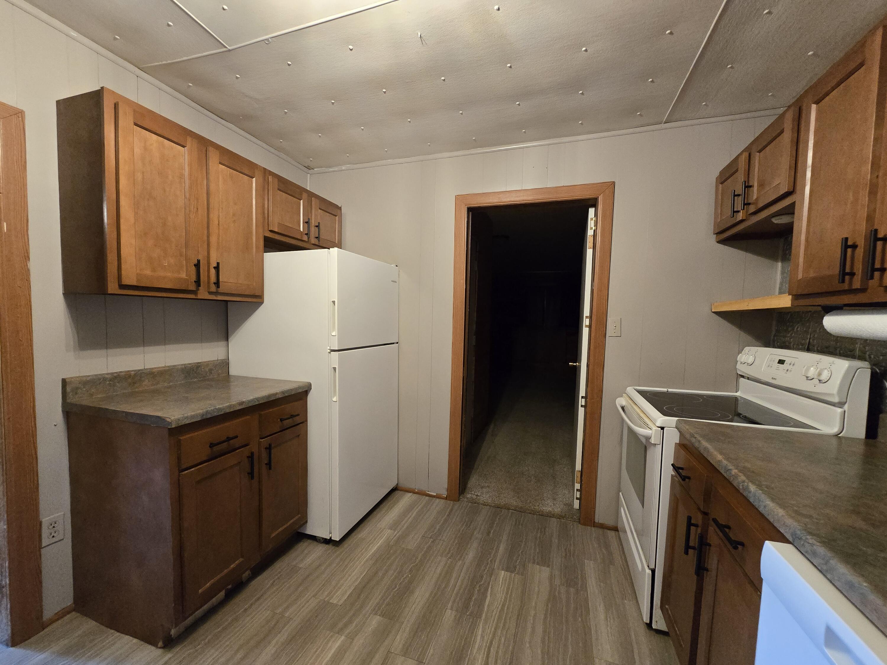9008 Timber Drive Property Photo 12