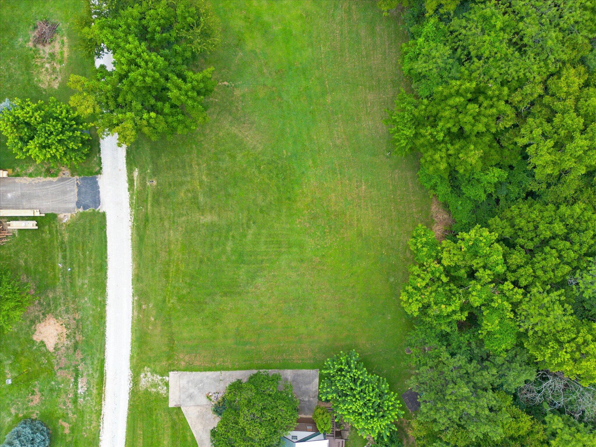 000 Rainbow Lane Property Photo 8