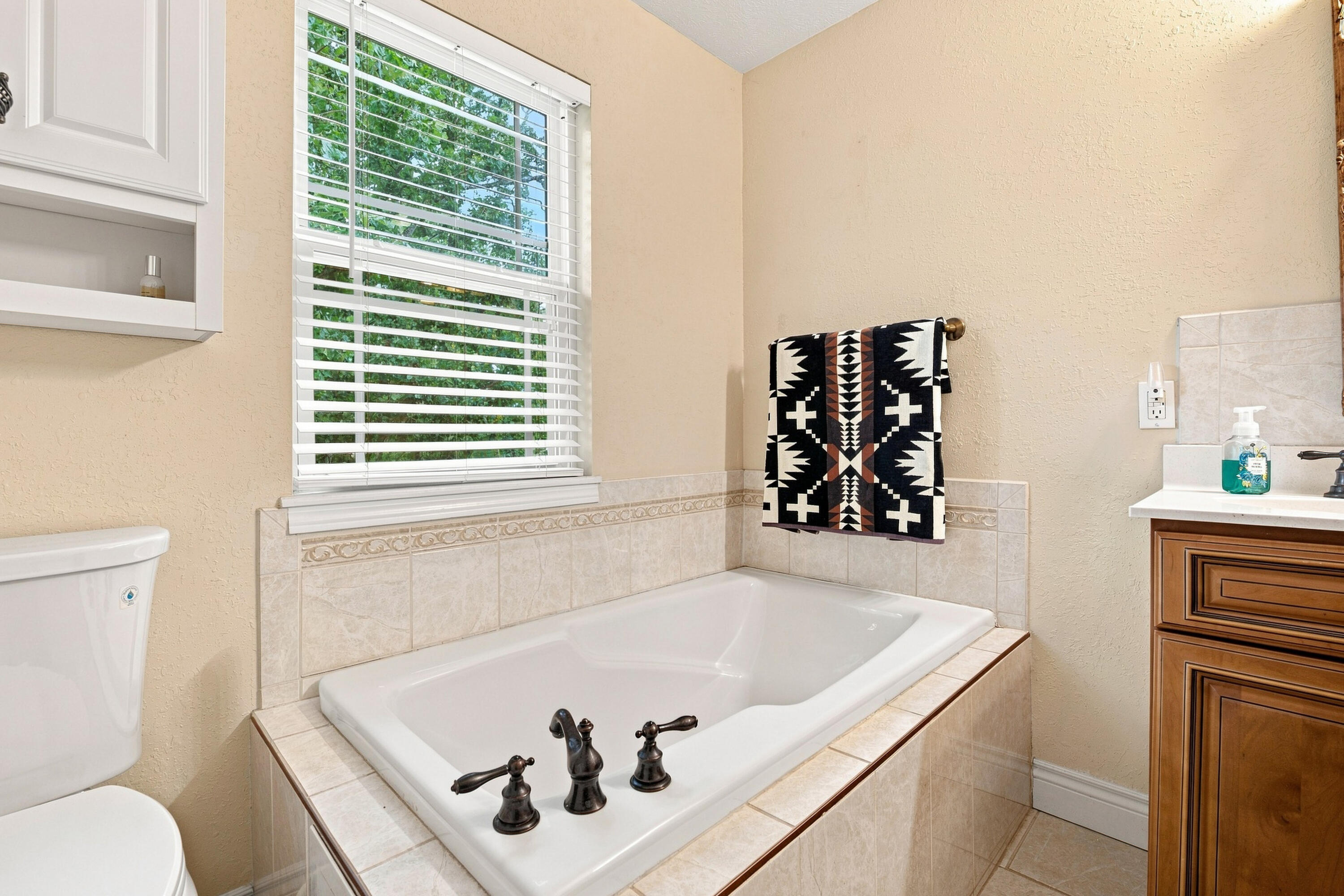 266 Private Road 1778 Property Photo 17