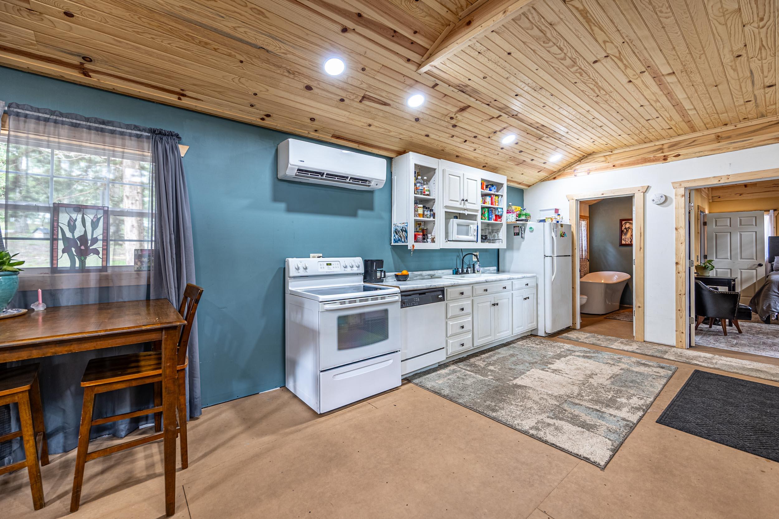 29126 Bobcat Drive Property Photo 4