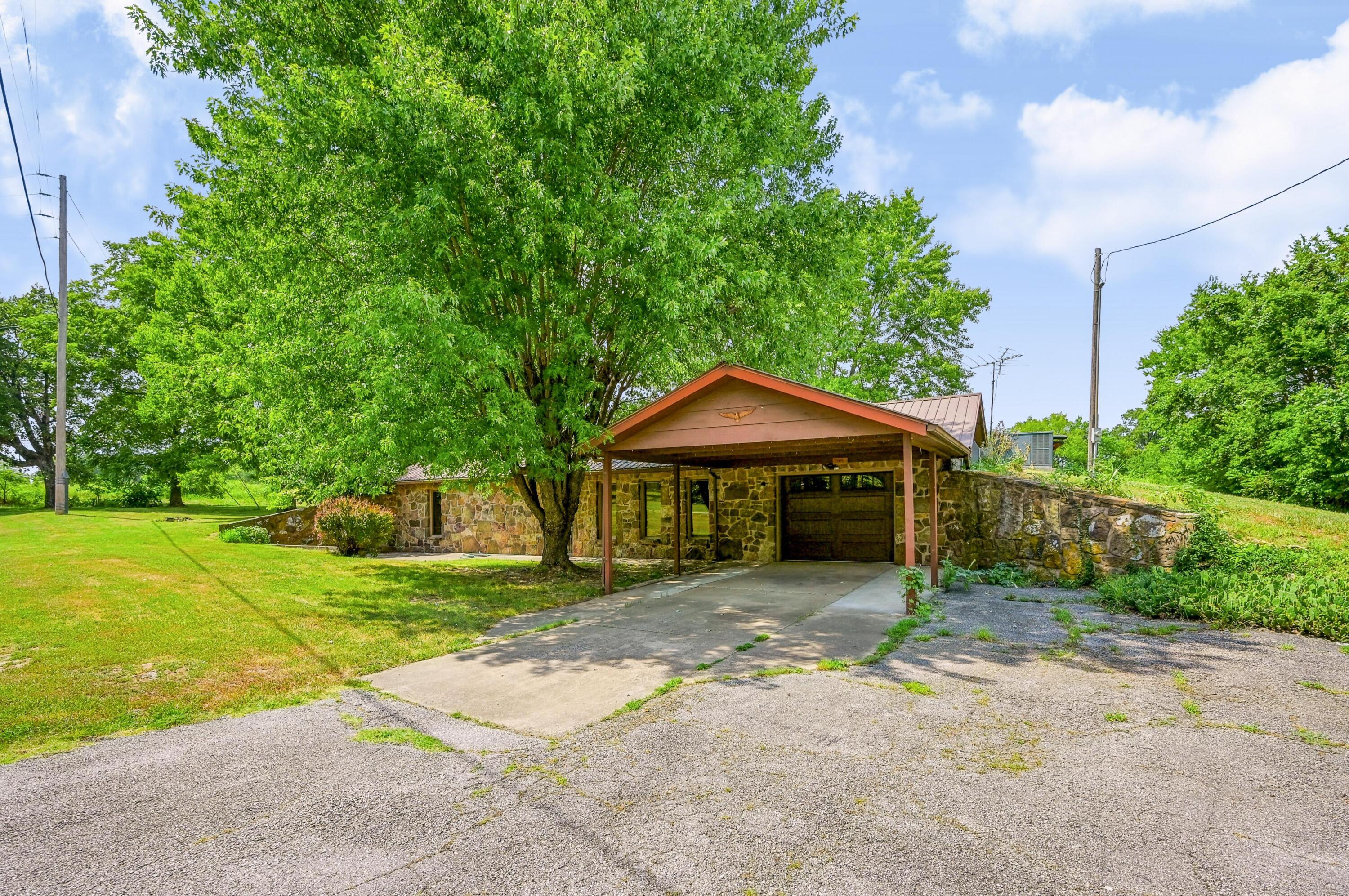 19959 West Gum Road Property Photo 4