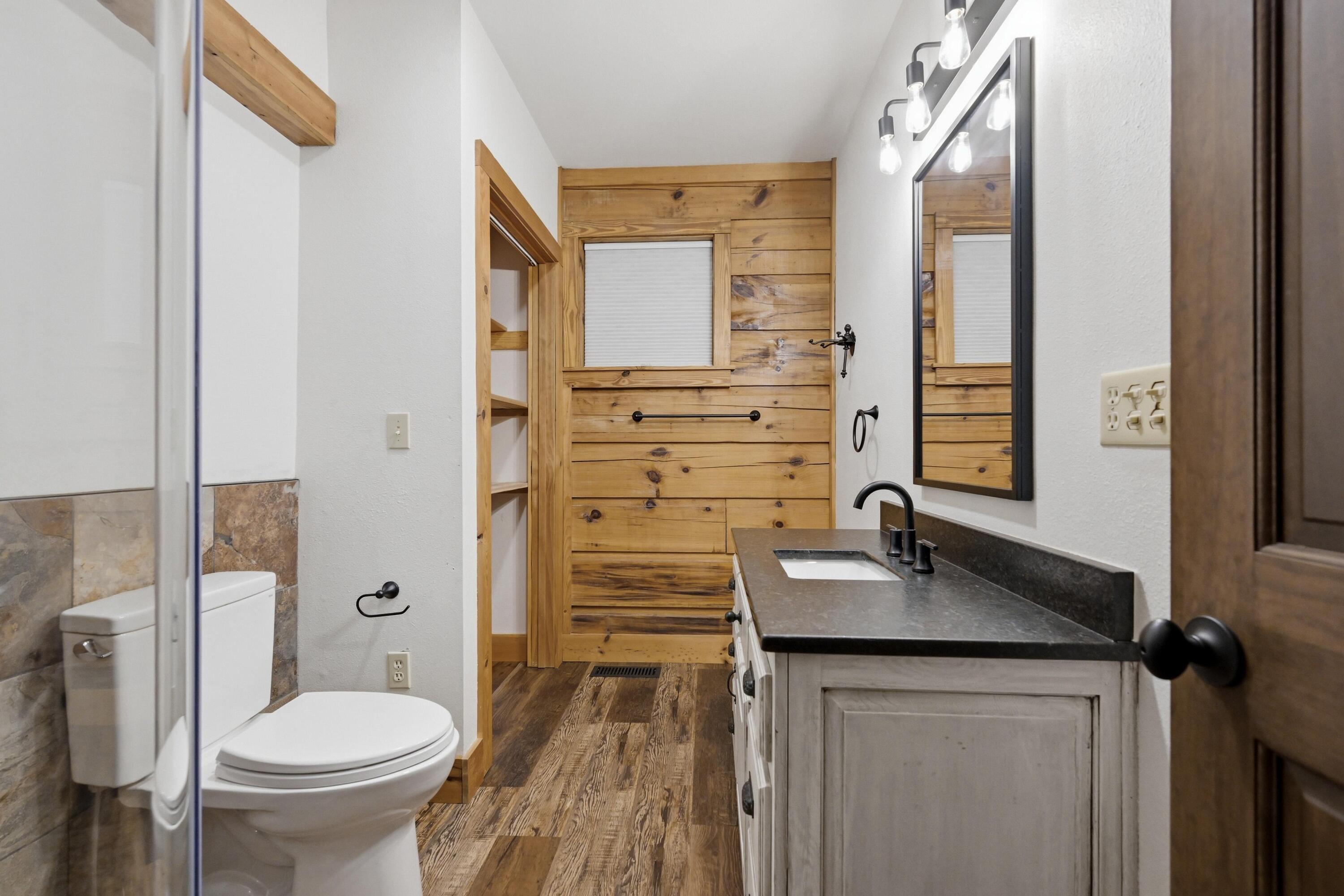 10613 And 10633 Poppy Drive Property Photo 46
