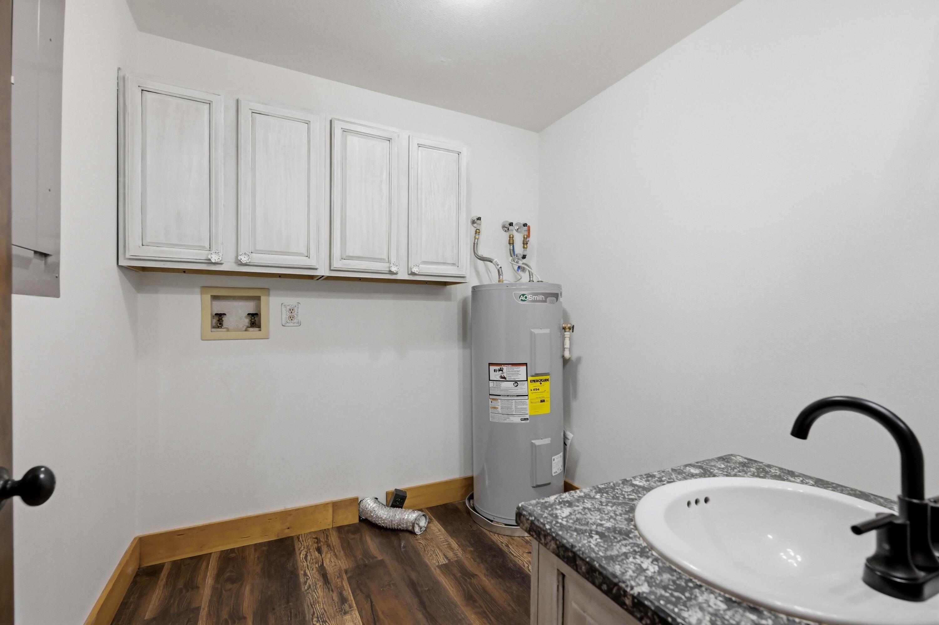 10613 And 10633 Poppy Drive Property Photo 47