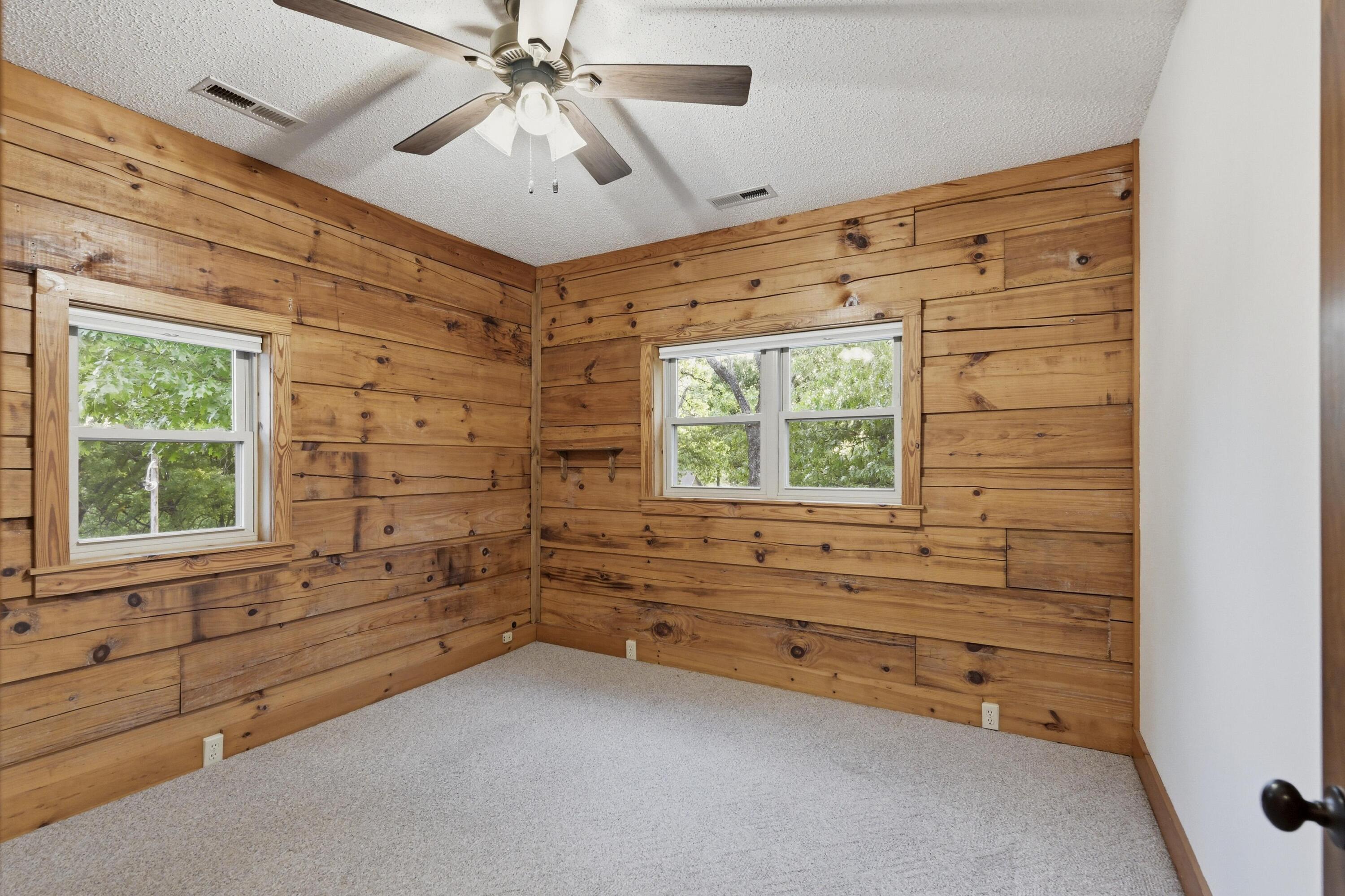 10613 And 10633 Poppy Drive Property Photo 52