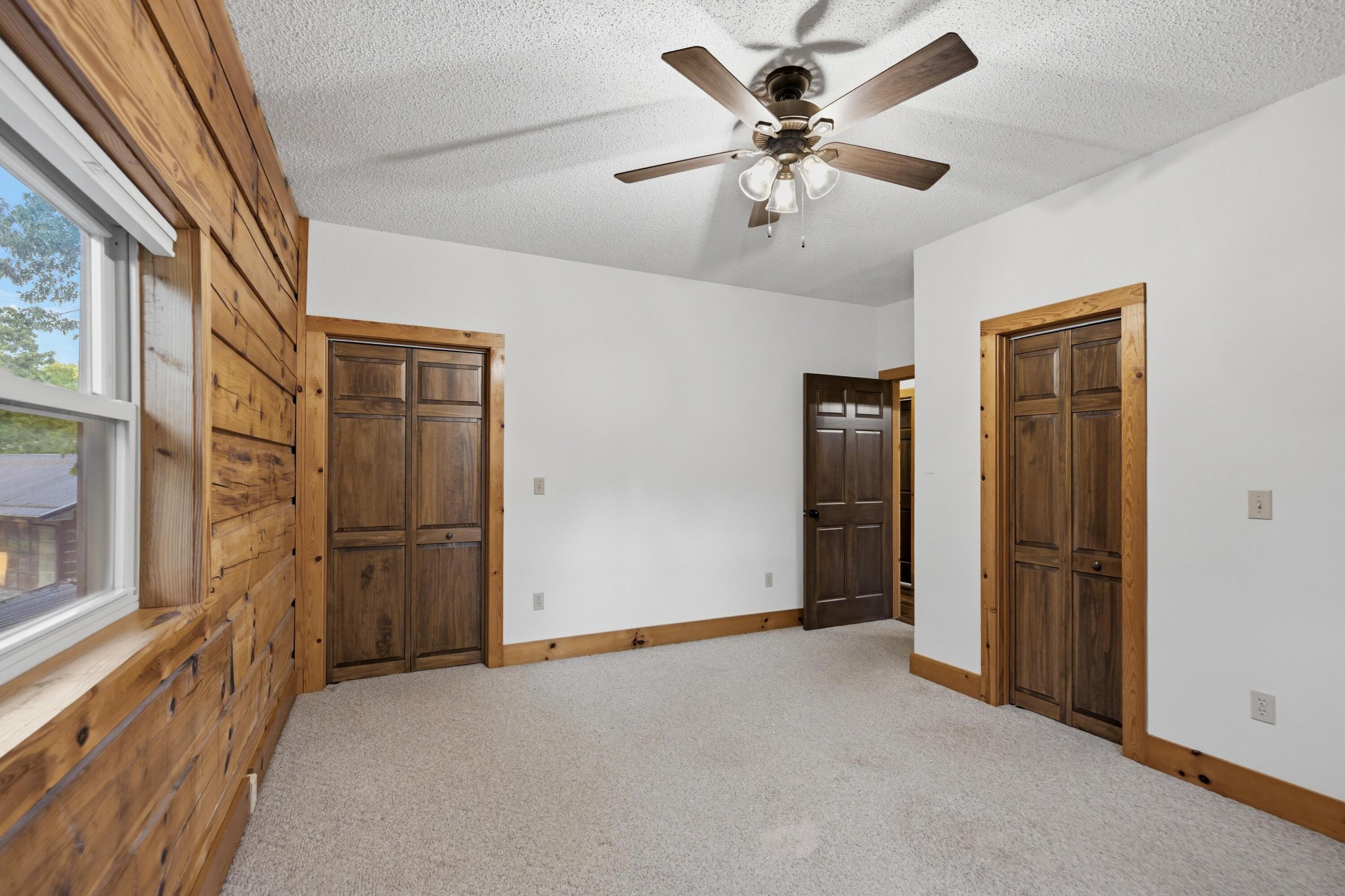 10613 And 10633 Poppy Drive Property Photo 56