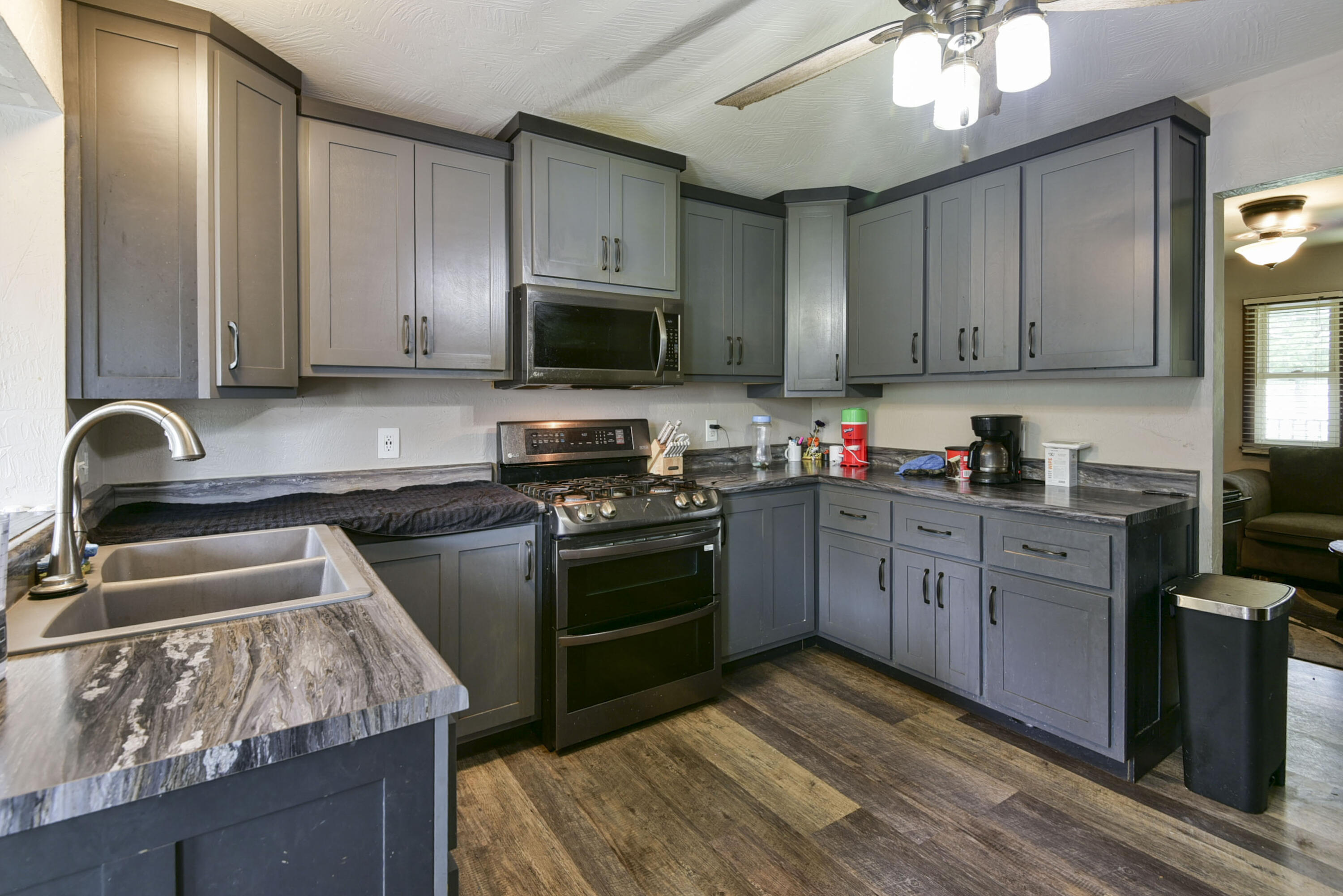 604 North Meteor Avenue Property Photo 5