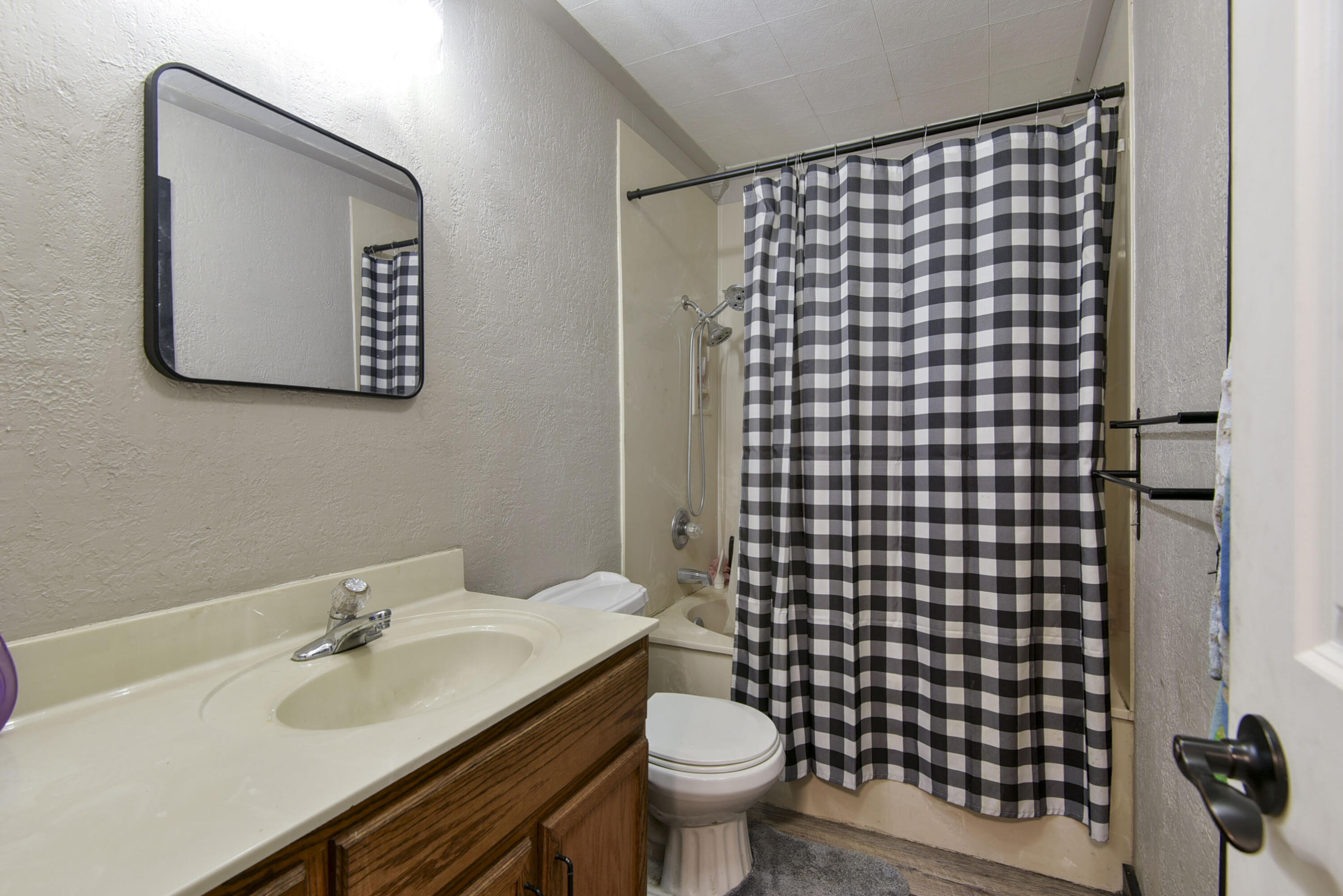 604 North Meteor Avenue Property Photo 10