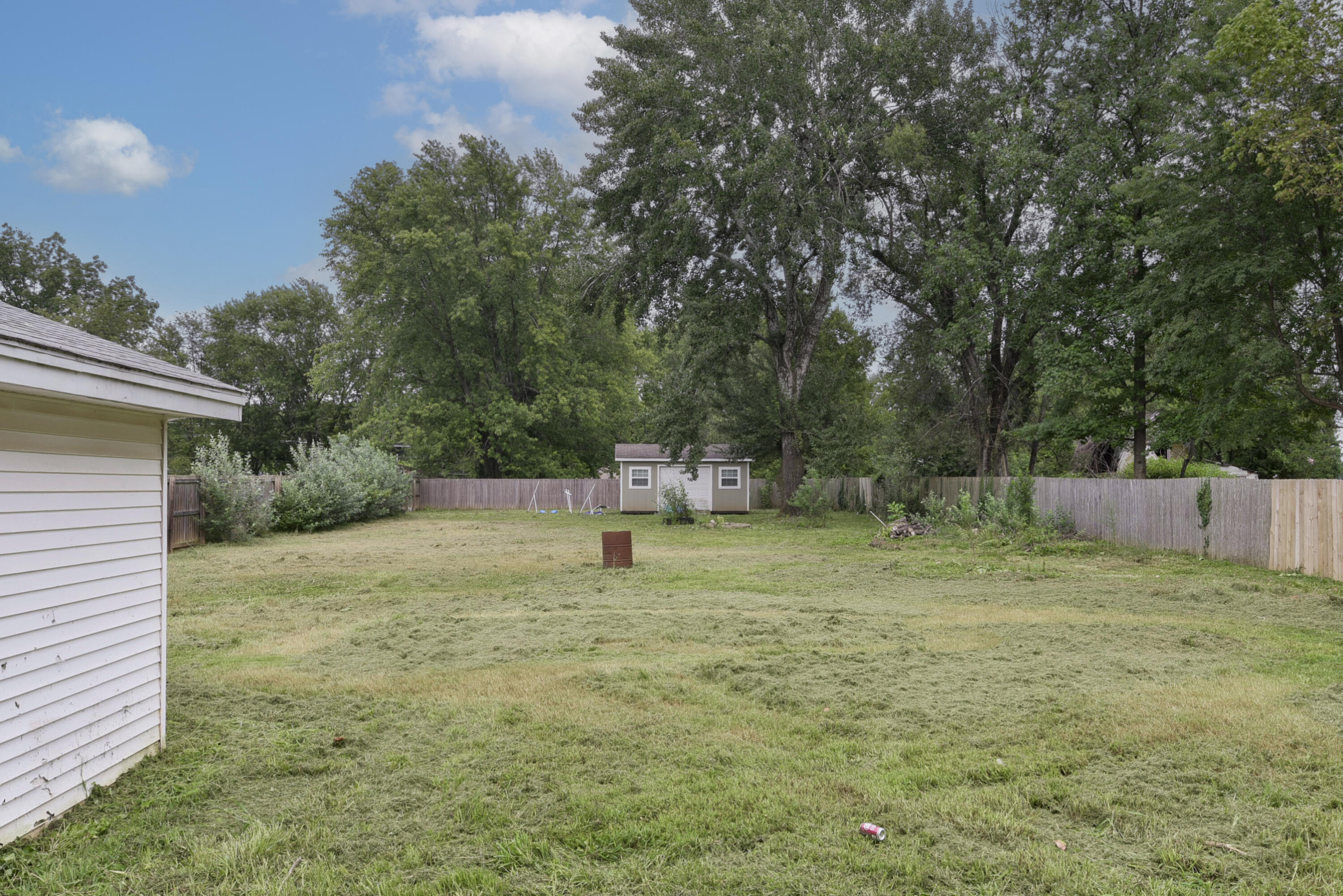 604 North Meteor Avenue Property Photo 12