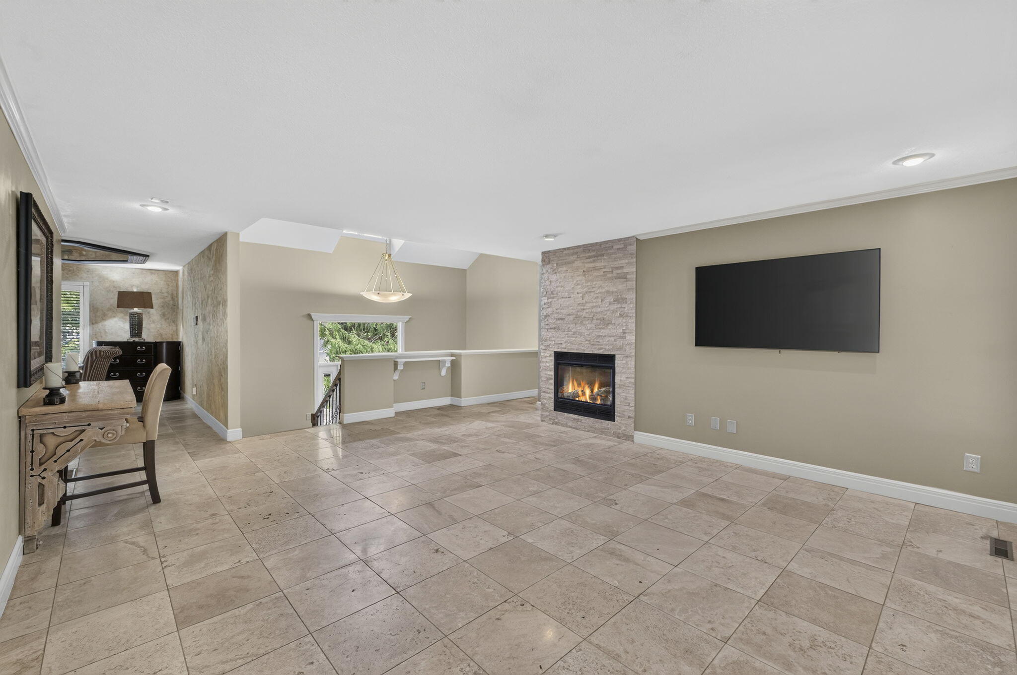 5809 South Clay Avenue Property Photo 8